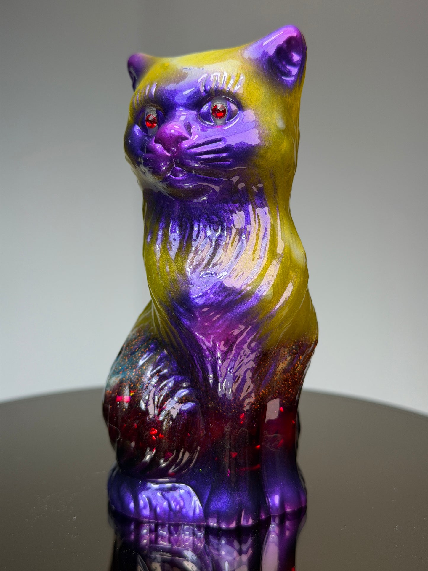 Cat: Glow Eyes Delication
