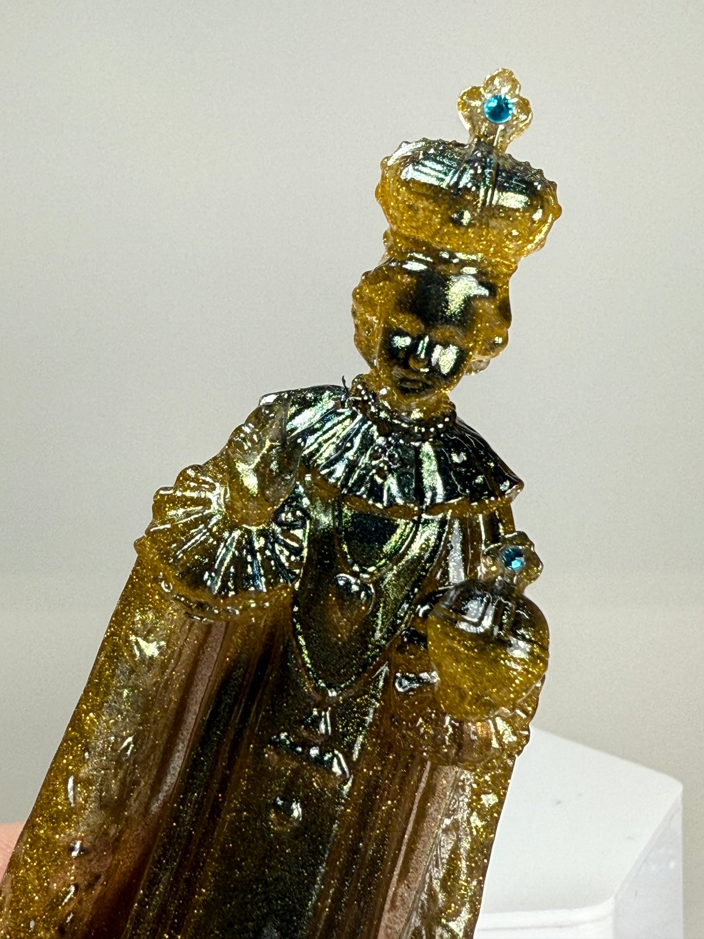 Infant Jesus Of Prague 2.0: Gold Heart