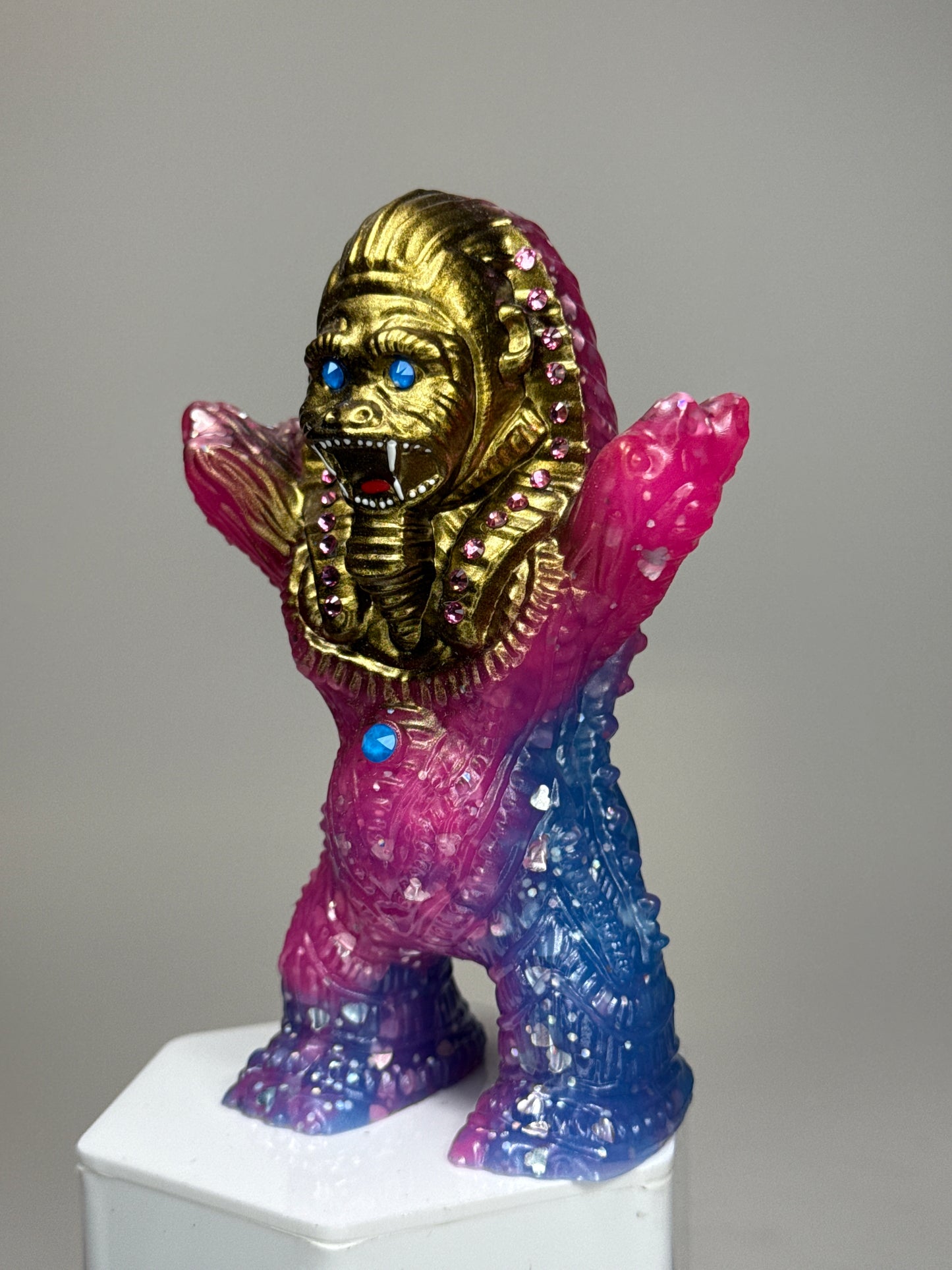 Cosmic Sphinx Ape Troll: Radioactive Universe