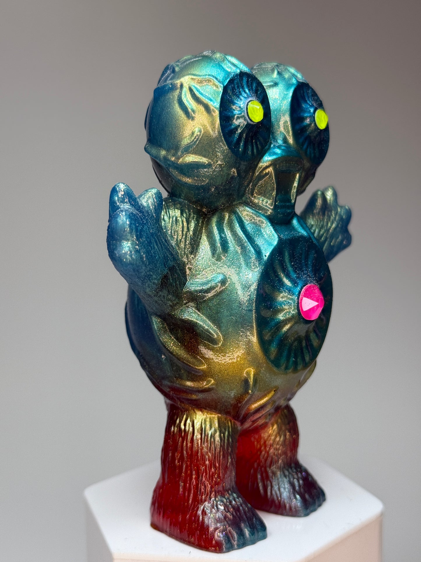 Giant Eyes Ape Eyeball Troll: Waking Up Excited