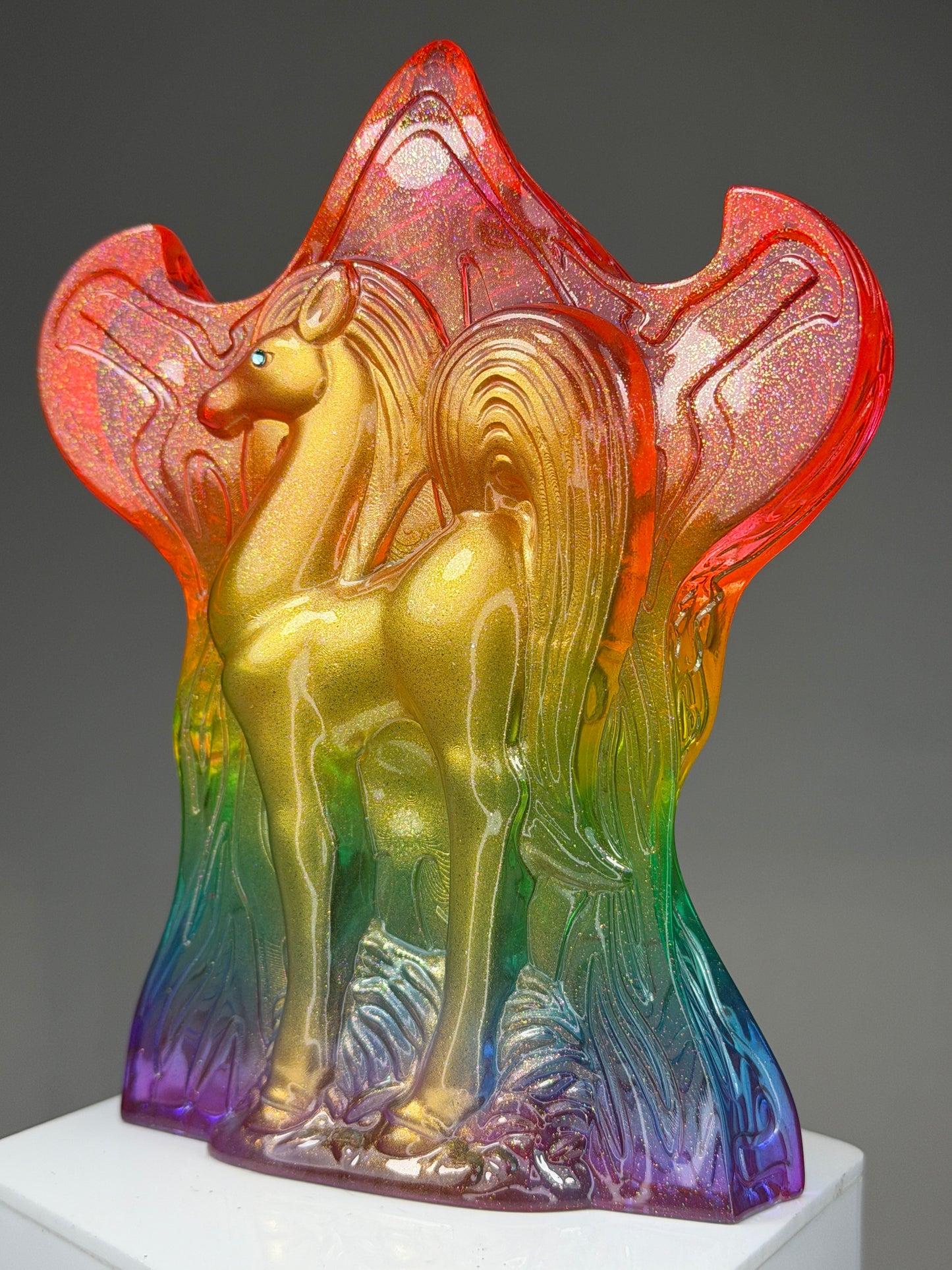 Xzeeo Ho’ss: Transparent Rainbow/Gold