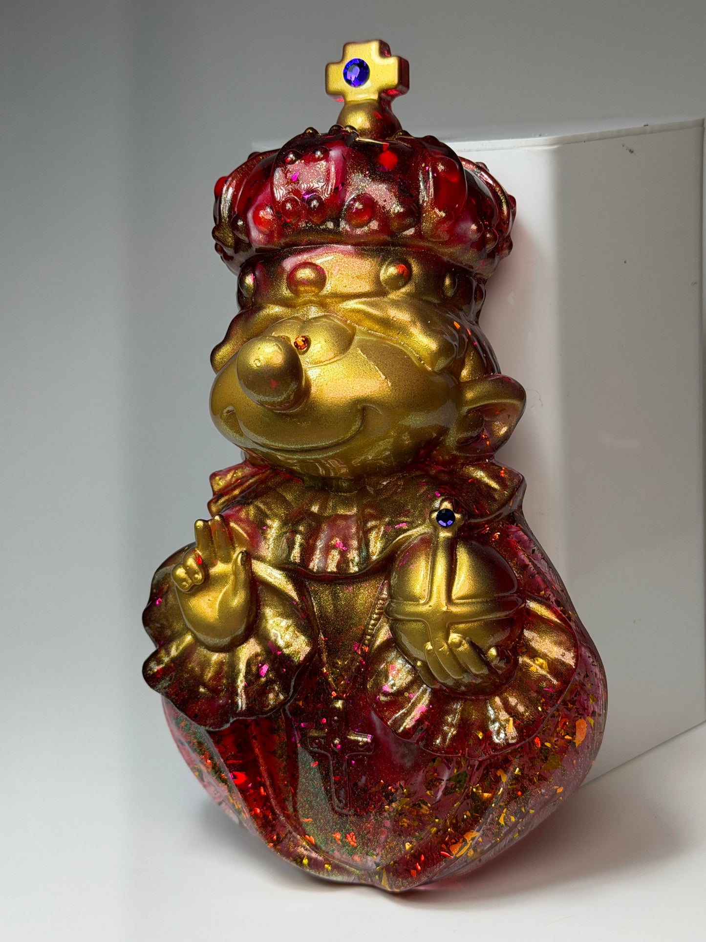 Saint Smurf Plaque: Golden Promise