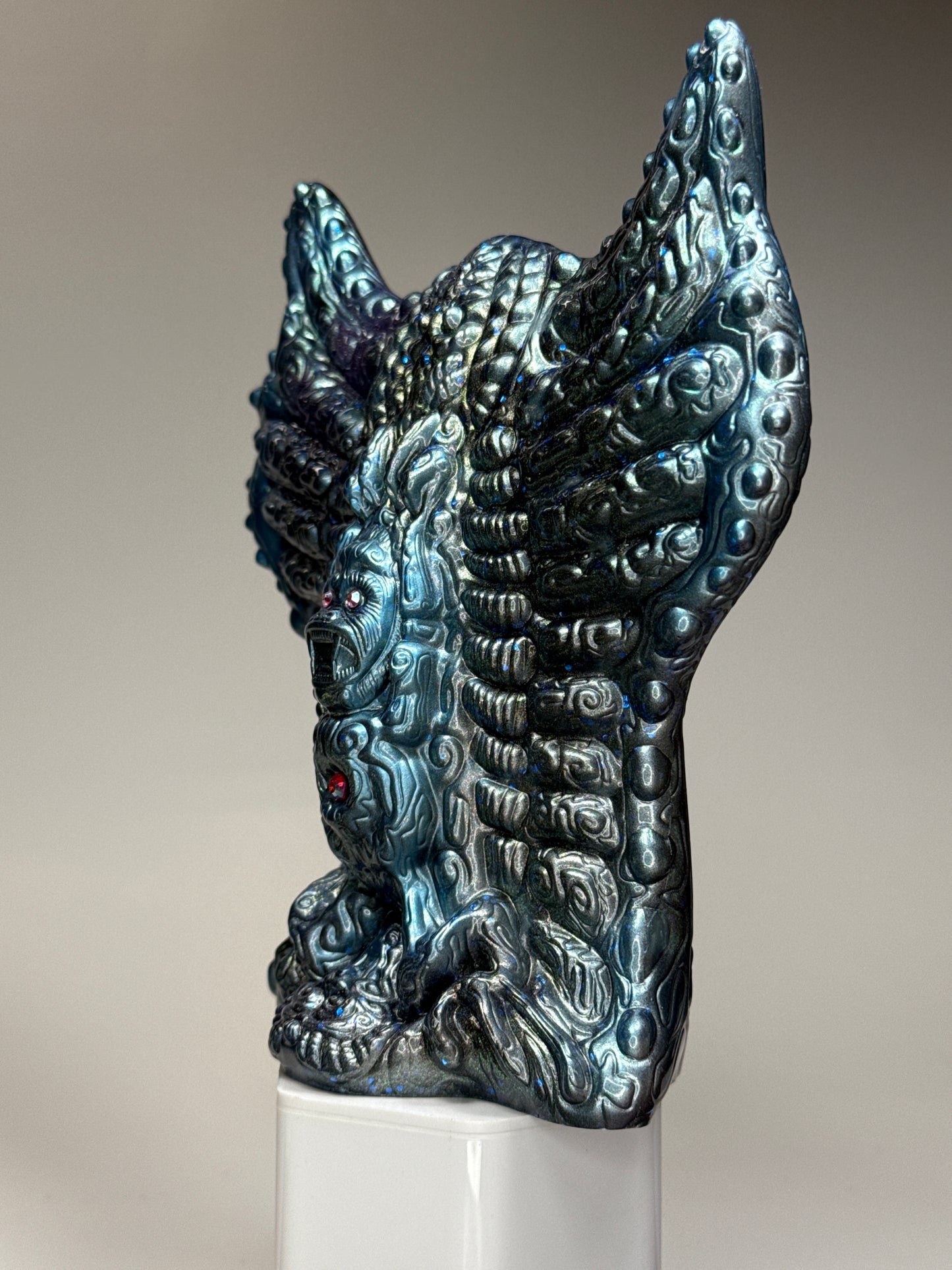 Kaxxl Yi’mm: Universe with Blue