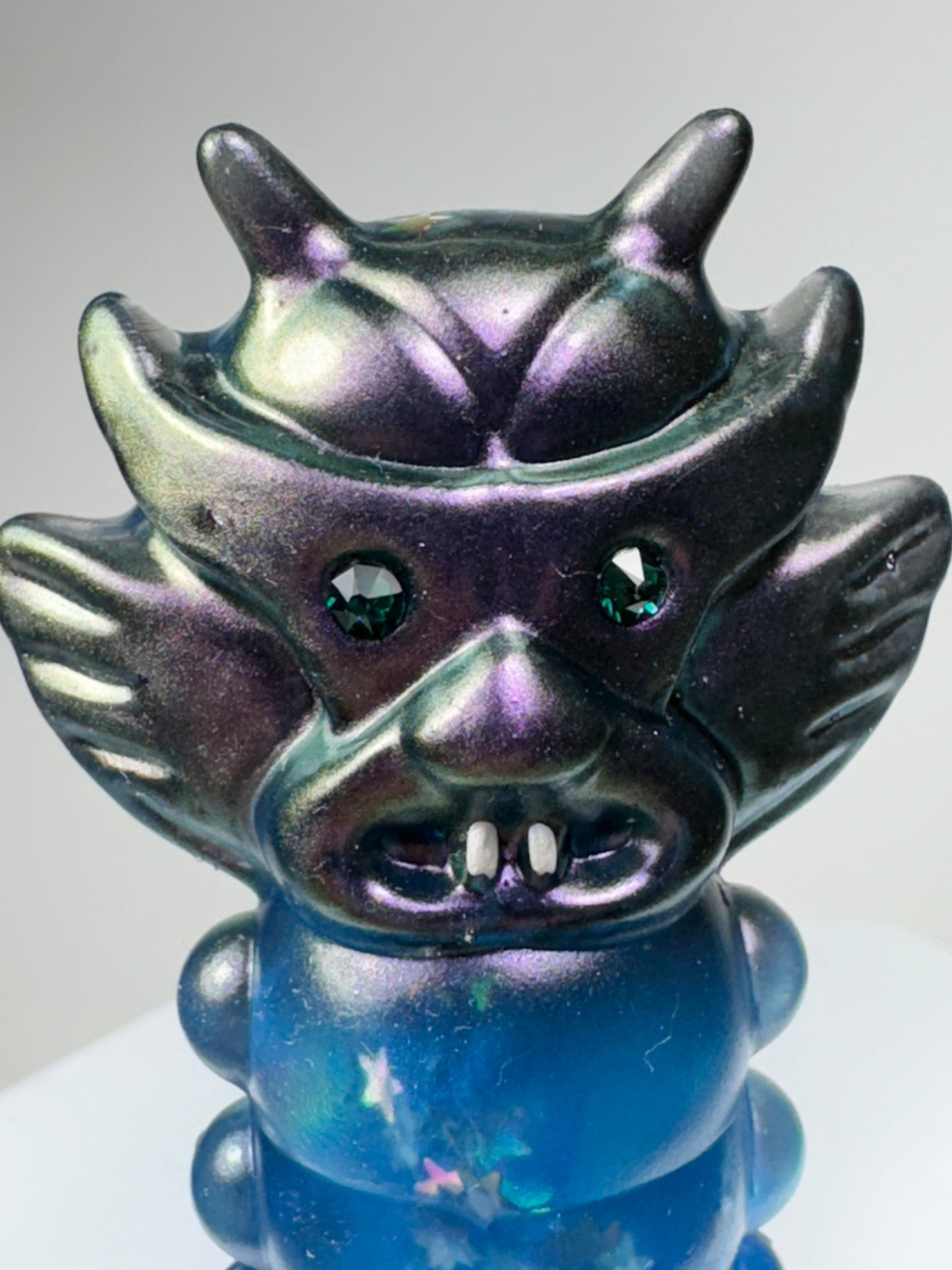 Worm Aton: The Sacred Shoehorn