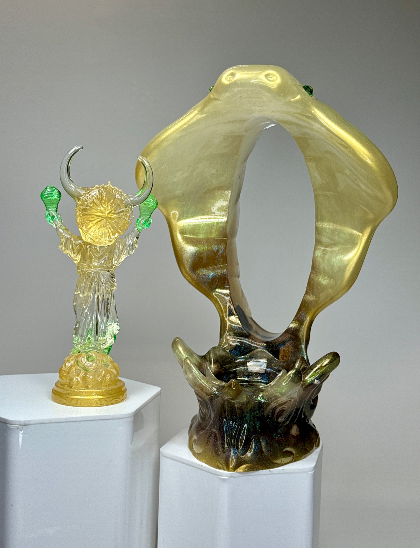 Snake Handler Shrine: Pearlescent Overlord