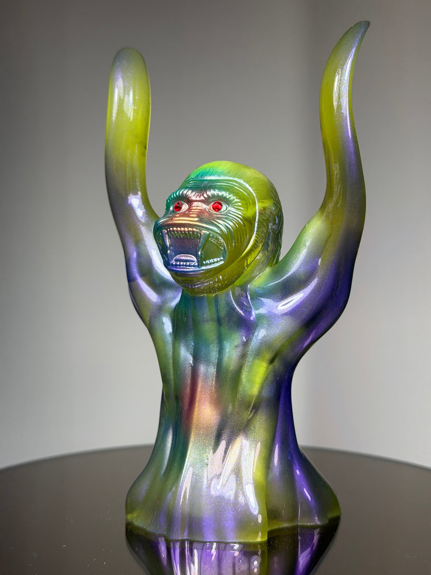 Ghostly Ape: Glow Green