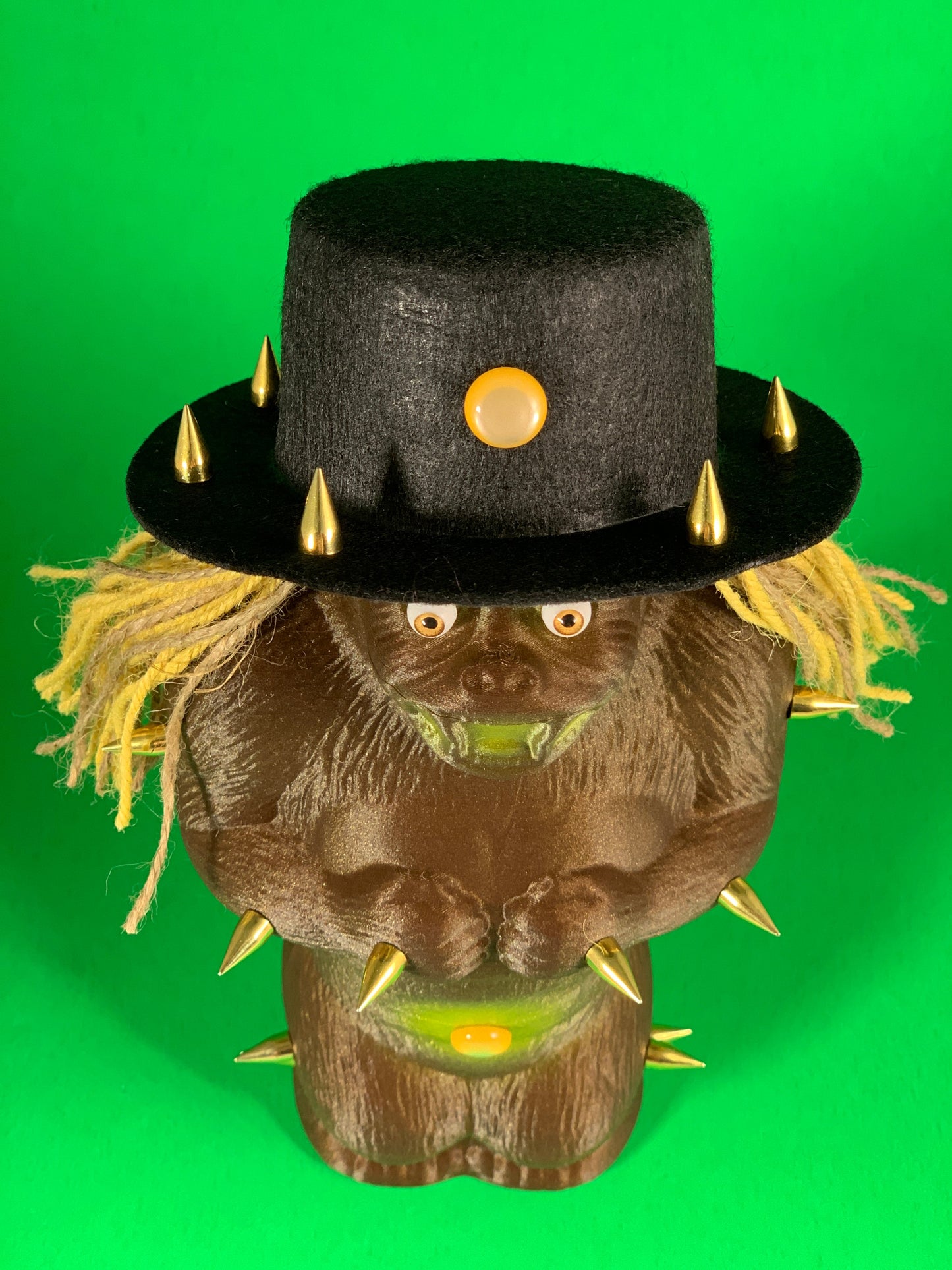 Crazy Feakin Brown Ape