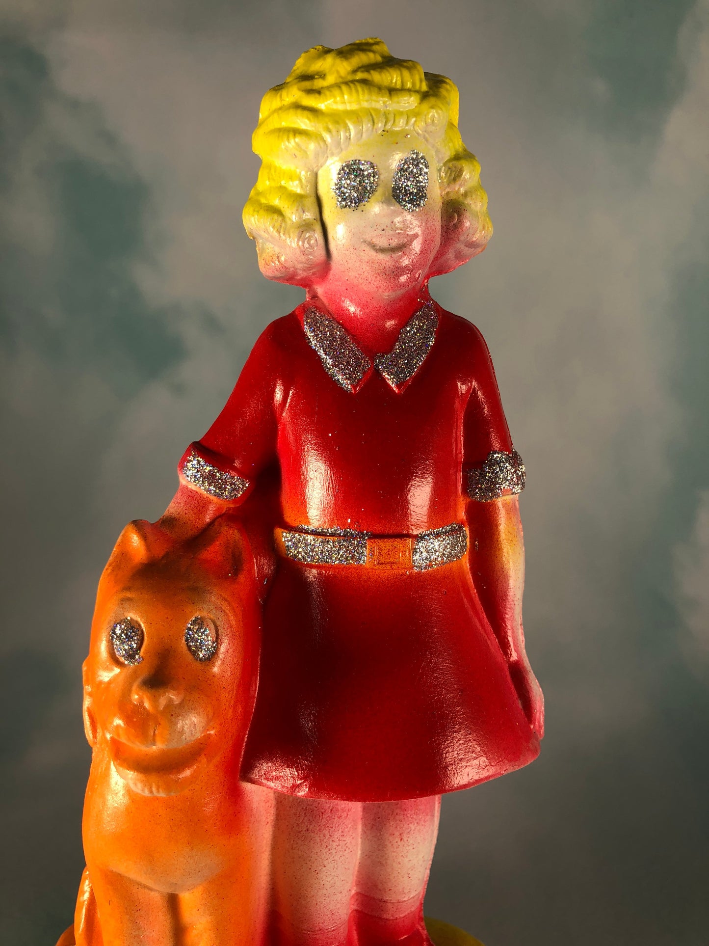 Little Orphan Annie: Chalkware Style