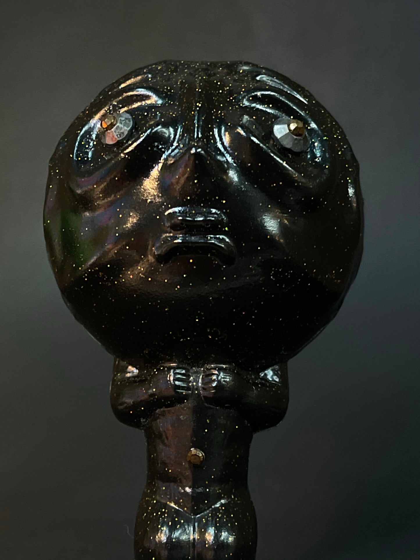 Moon Head Giant Head Freak: Idol of Billions