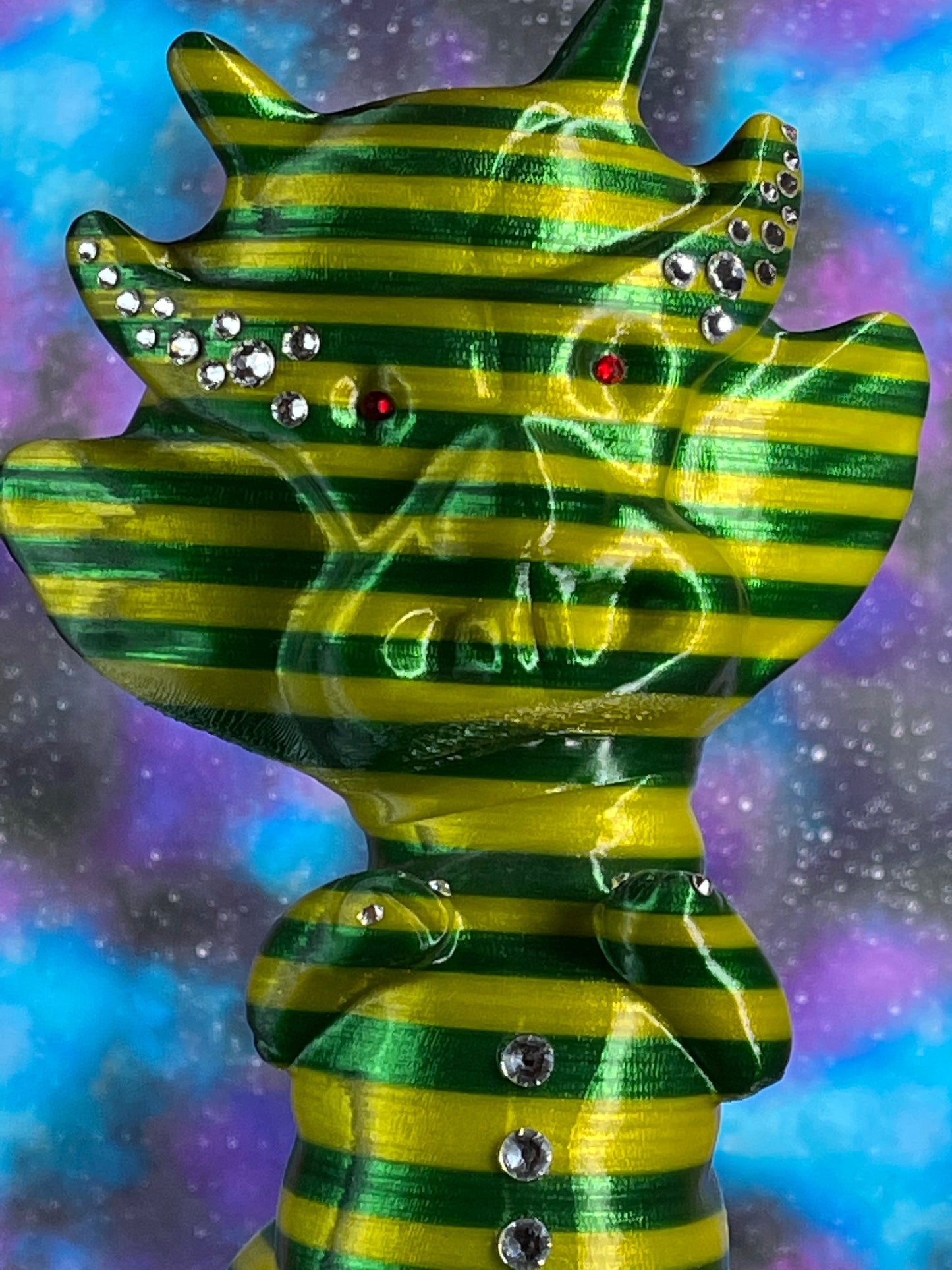 Aton Pig: Green and Yellow Ribbon Candy