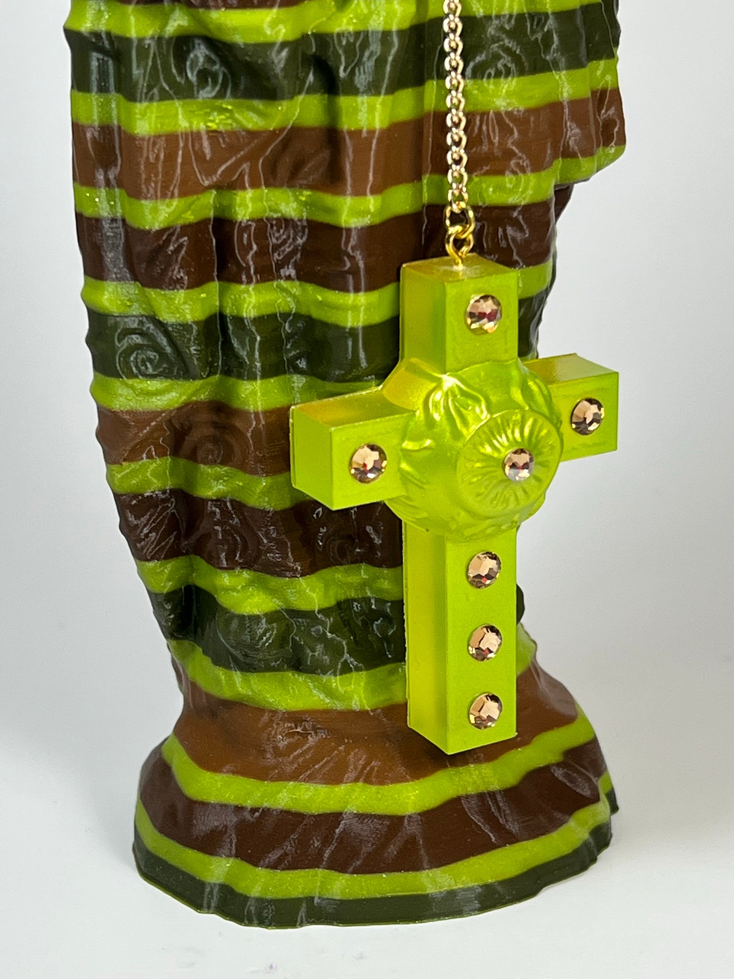 Holy Immaculate Ape: The Eyeball Cross of Green Expectations