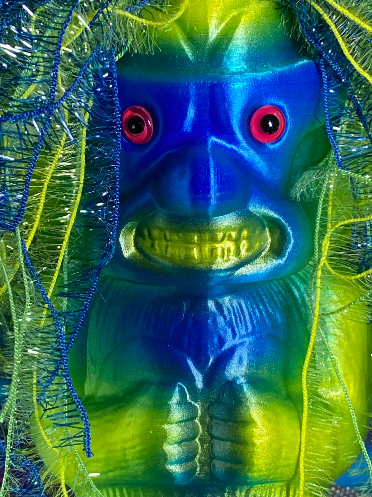 Aton Ape: Yellow/Blue/Green