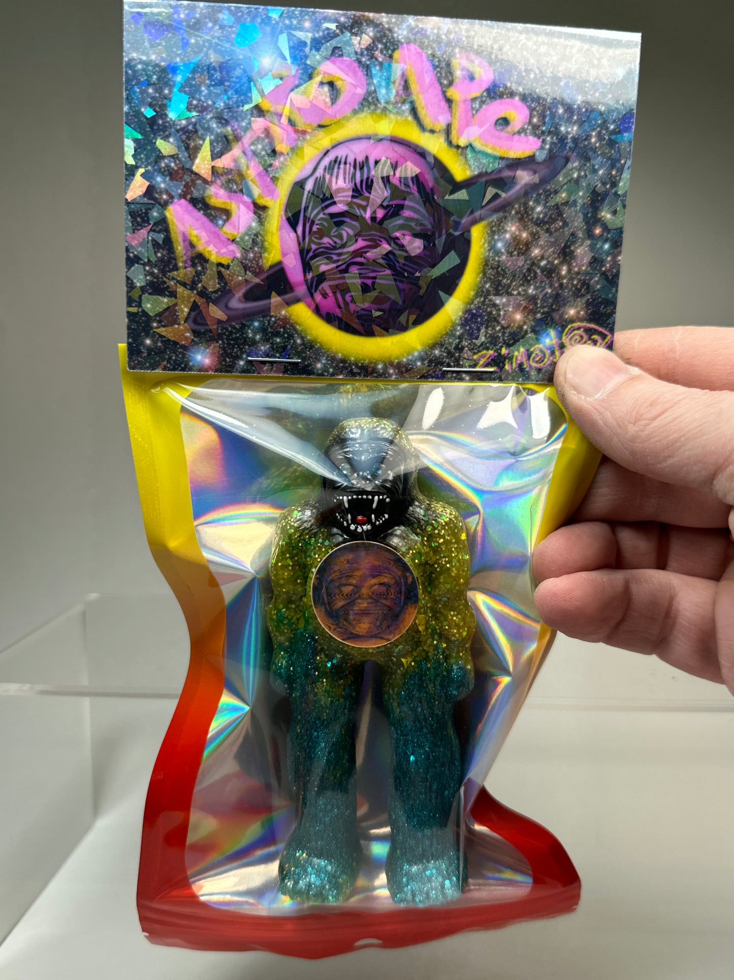 AstroApe: Yellow/Blue Glitter Glow