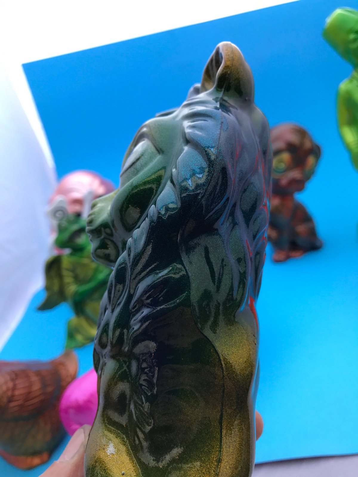 Metal flake dark lion