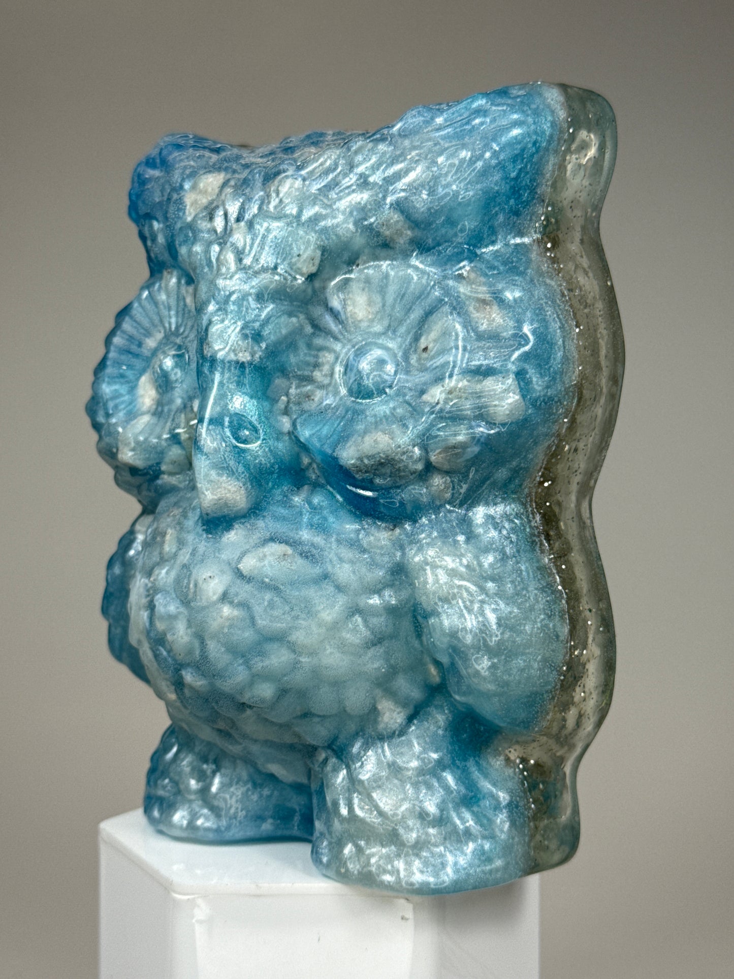 Midcentury Owl V2: Blue with White Rocks