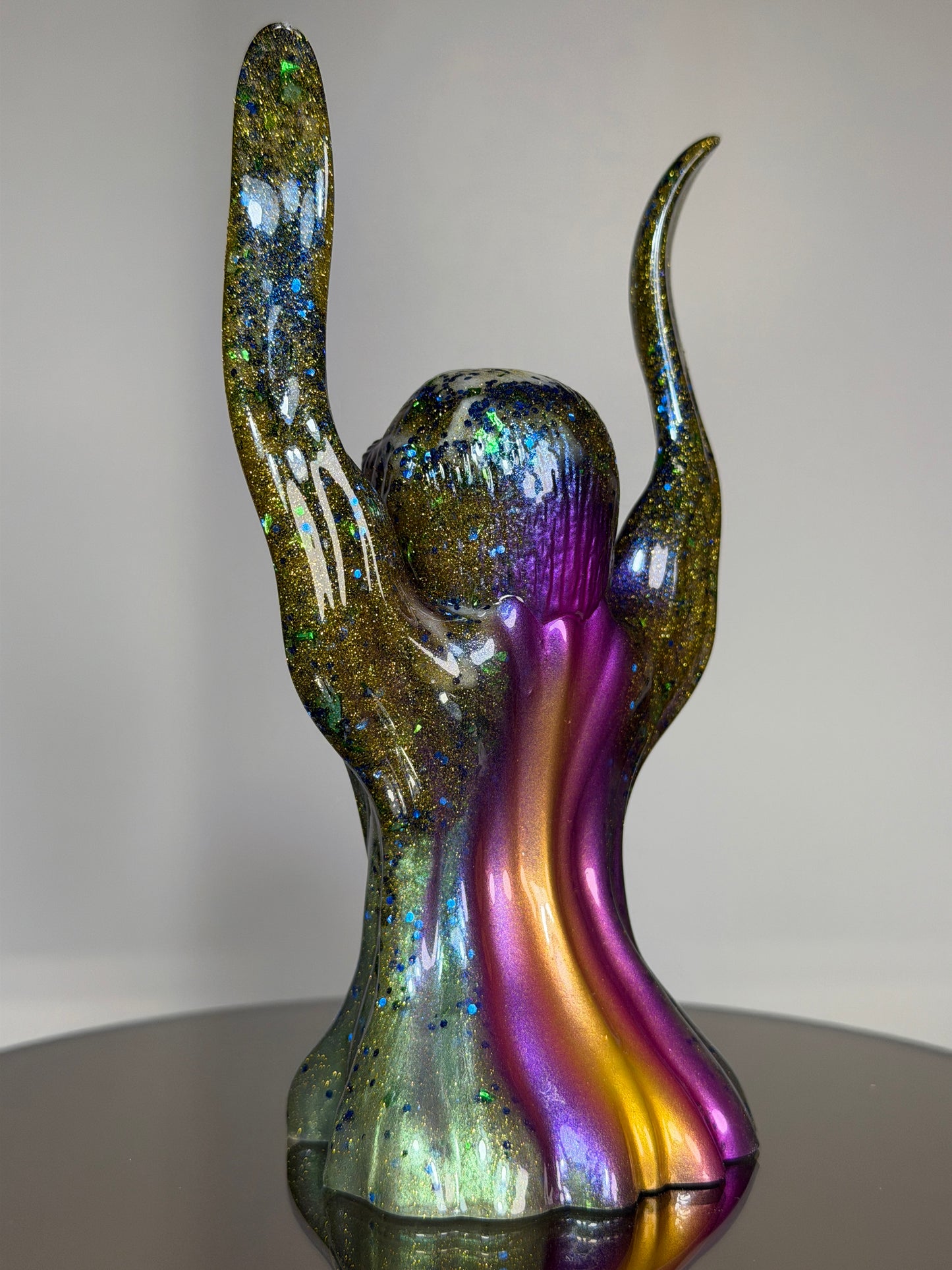 Ghostly Ape: Glitter Bite