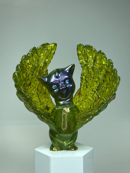 Winged Twisted Pig: Glitter Green