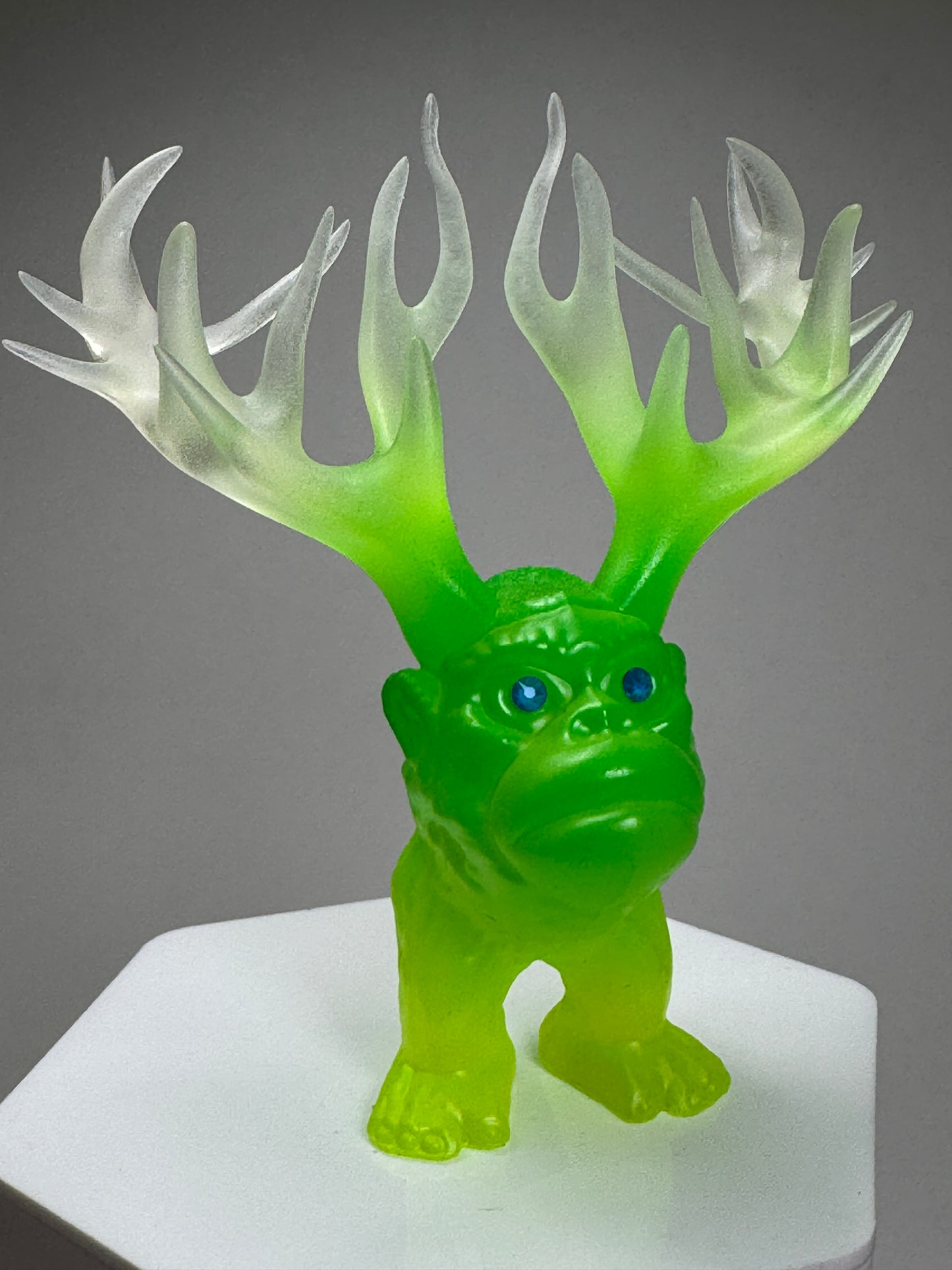 Antler Hopper: Glow Antler Green