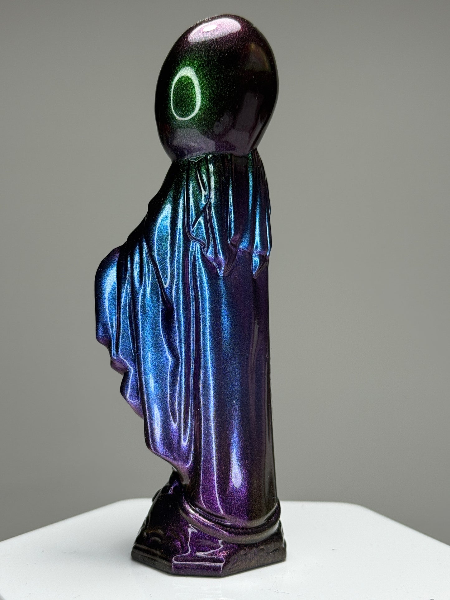 Happy Mary: Colorshift Smiles