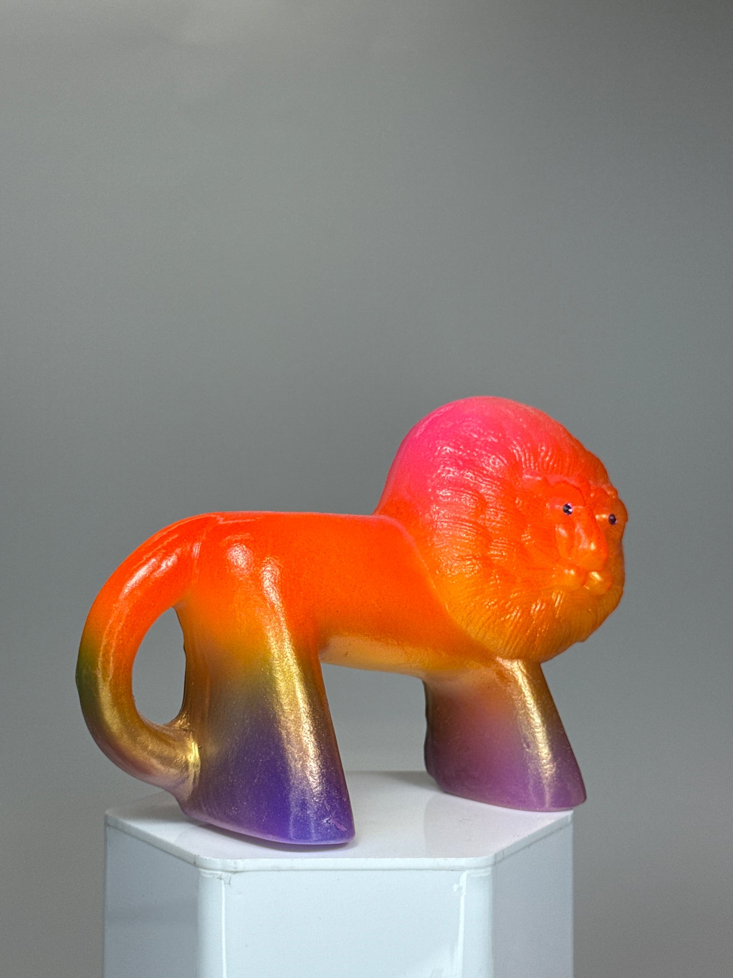 Hello, Lion: Radiant