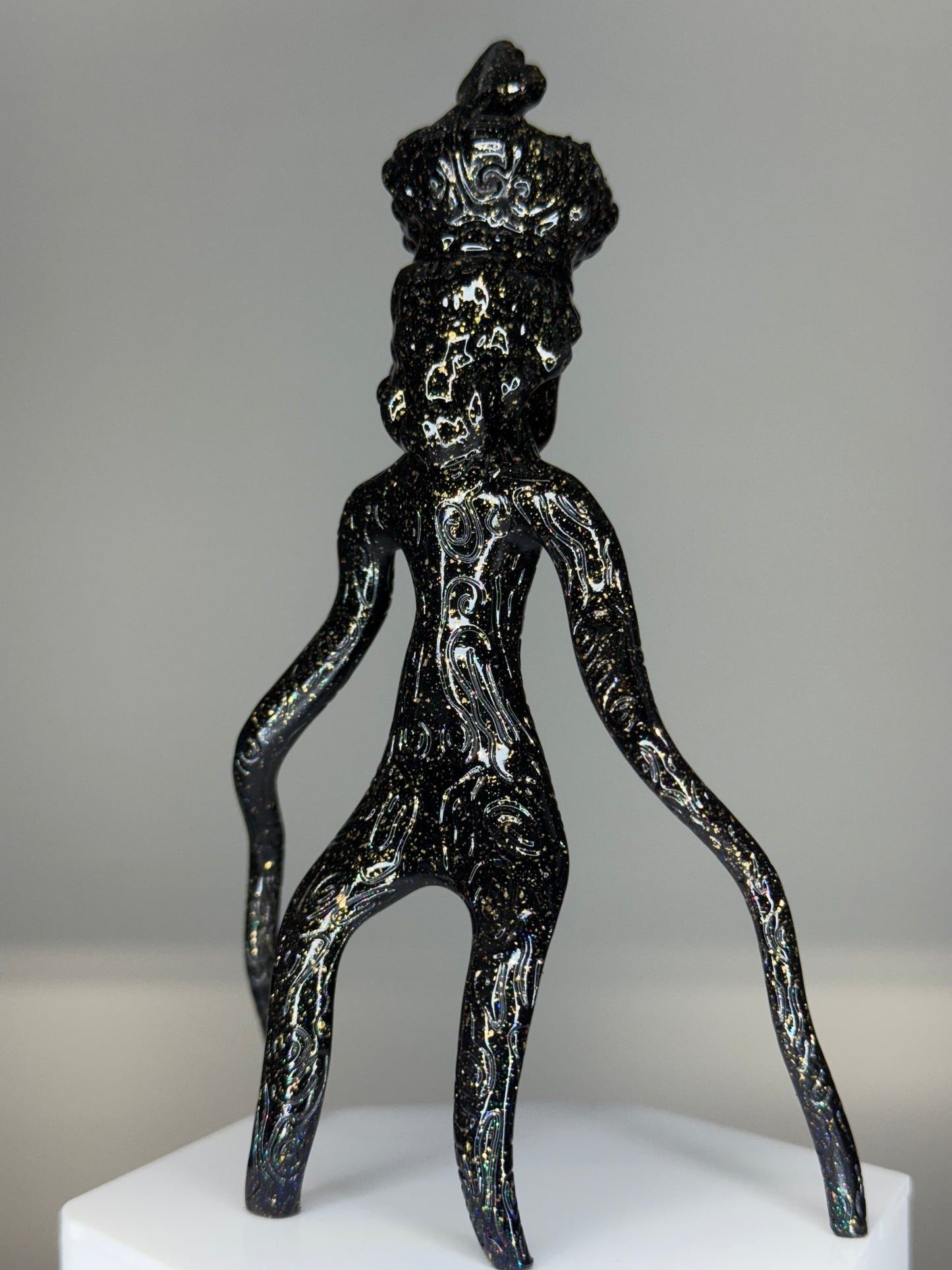 Faith Creeper: Gold Flaked Black