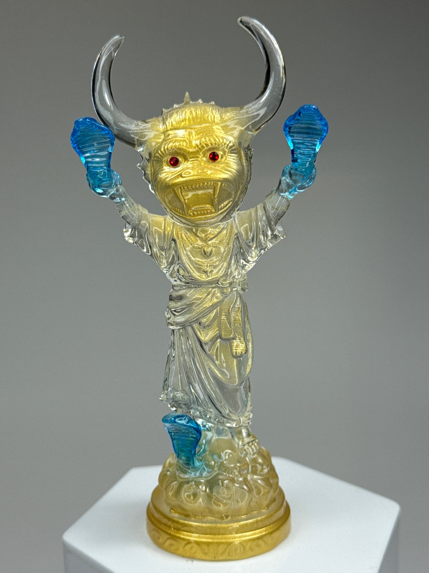 Snake Handler: Gold/Clear/Blue