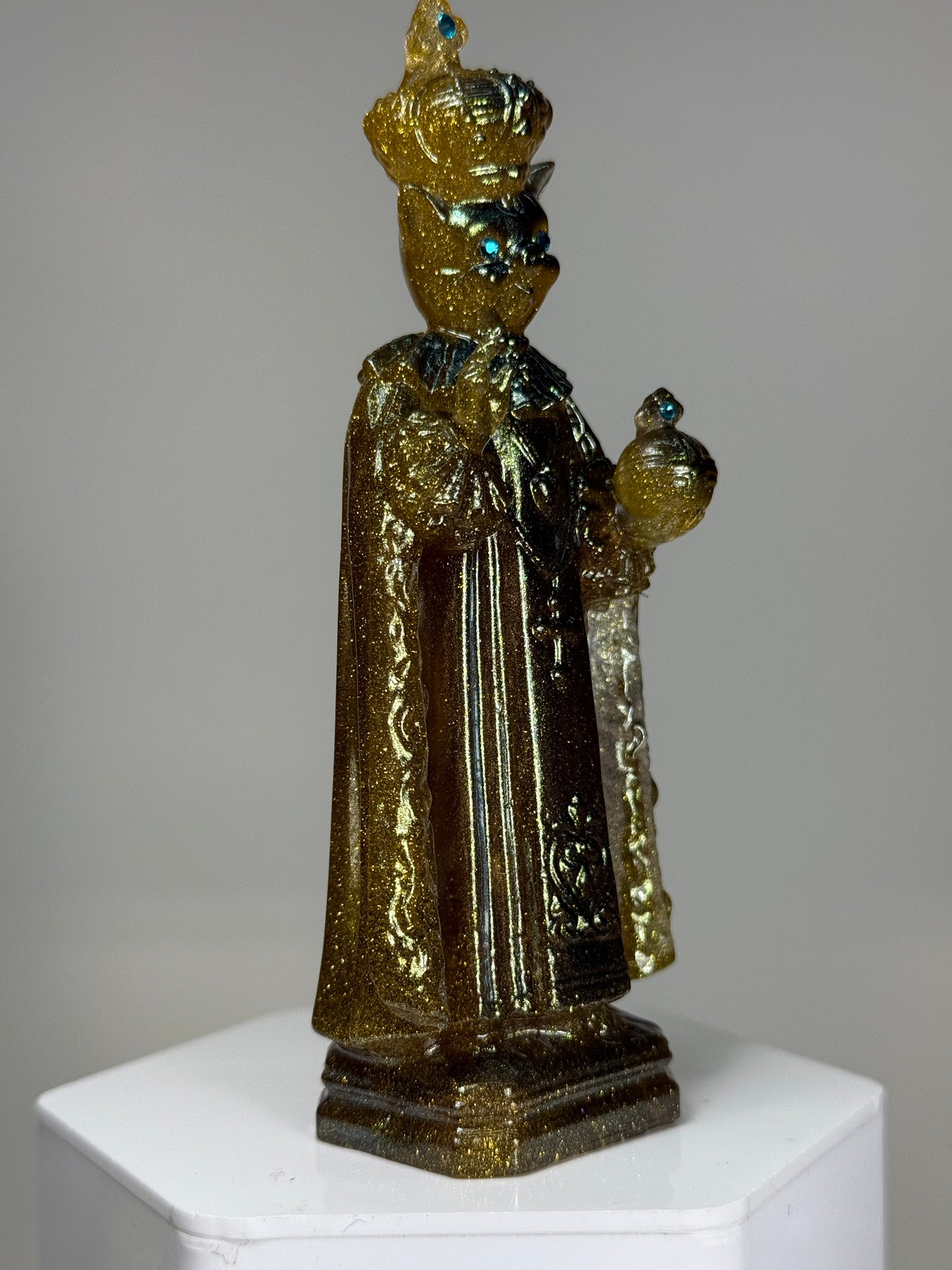 Saint Piggy: Gold Heart