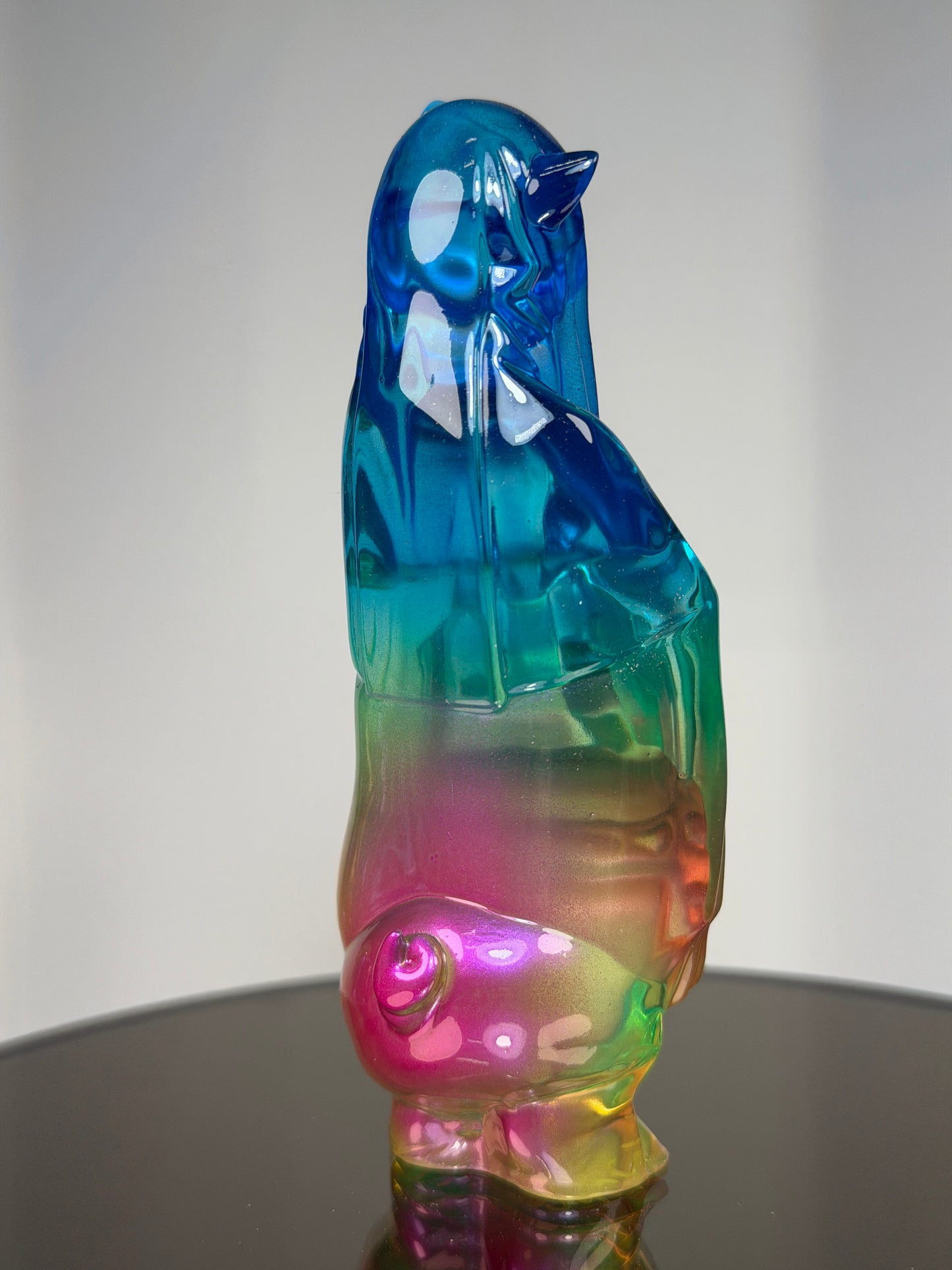 Piggy Mary, With Child: Slight Rainbow