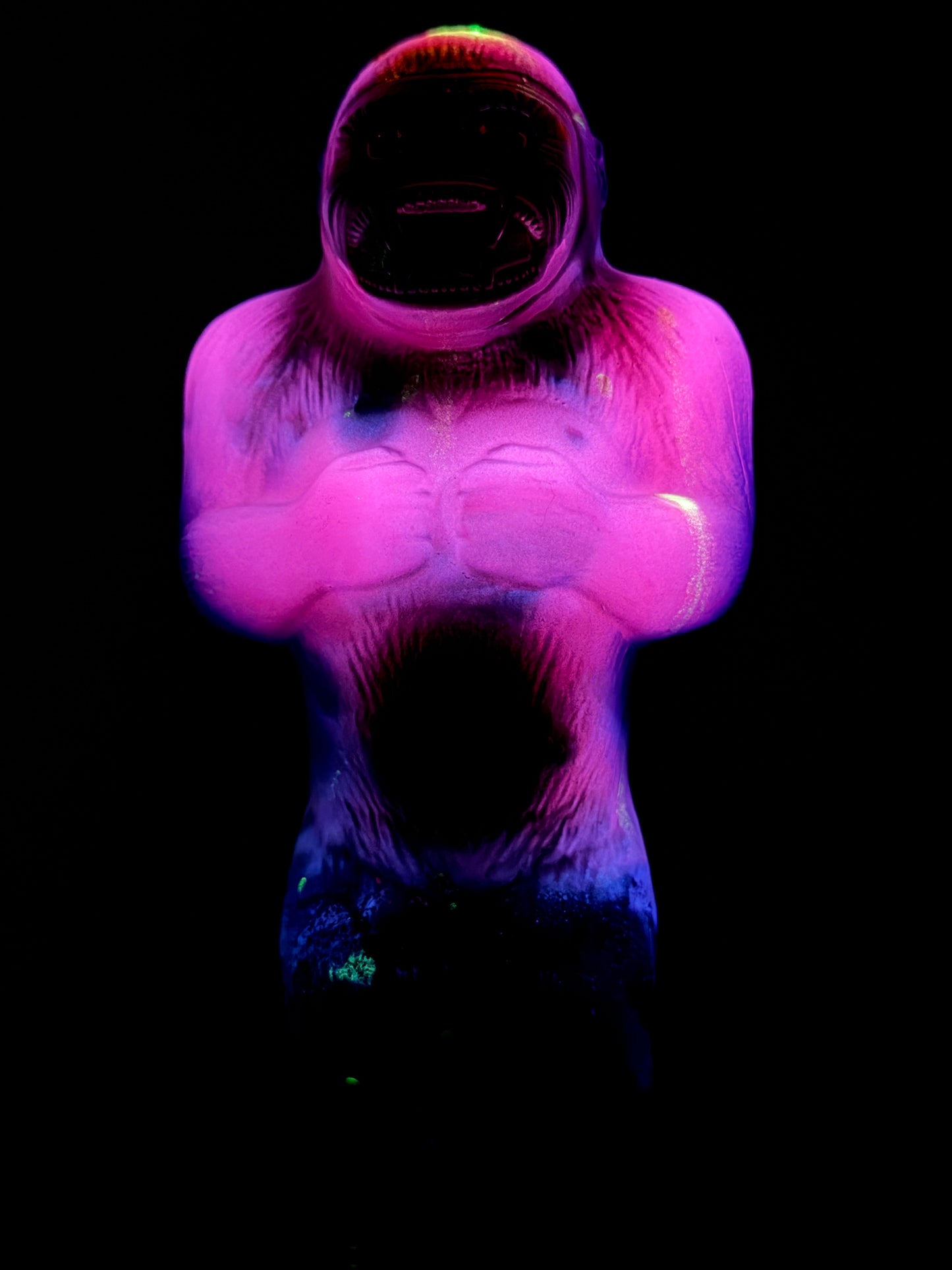 Ape: Glow Spacer