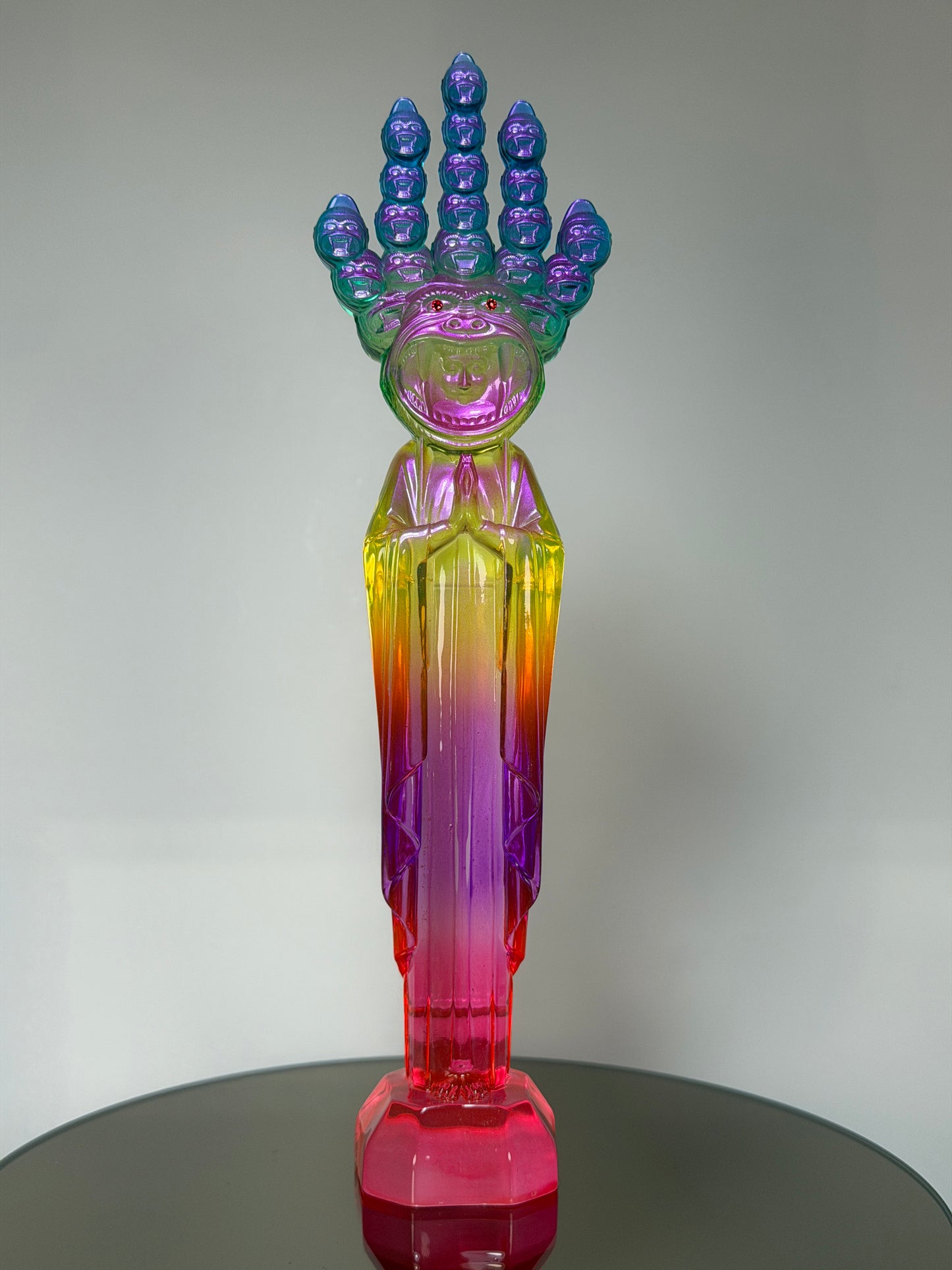 Cosplay Mary, Ape Head Claw: Prism East