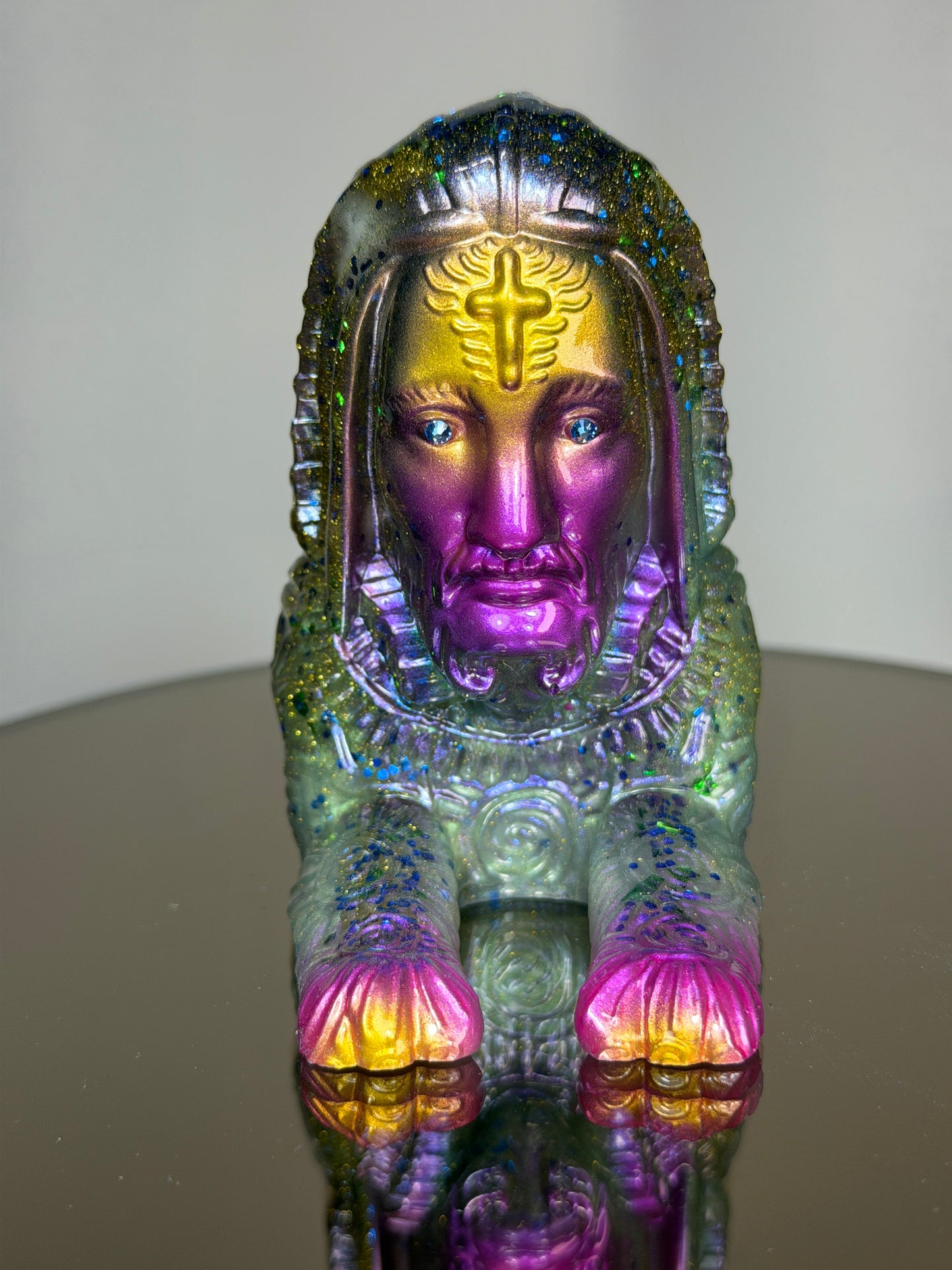 Sphinx Jesus: Glitter Bite