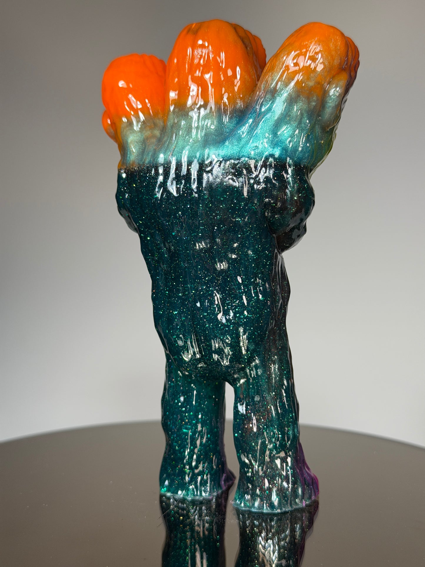 Ape Walker: Color Blizzard Glow