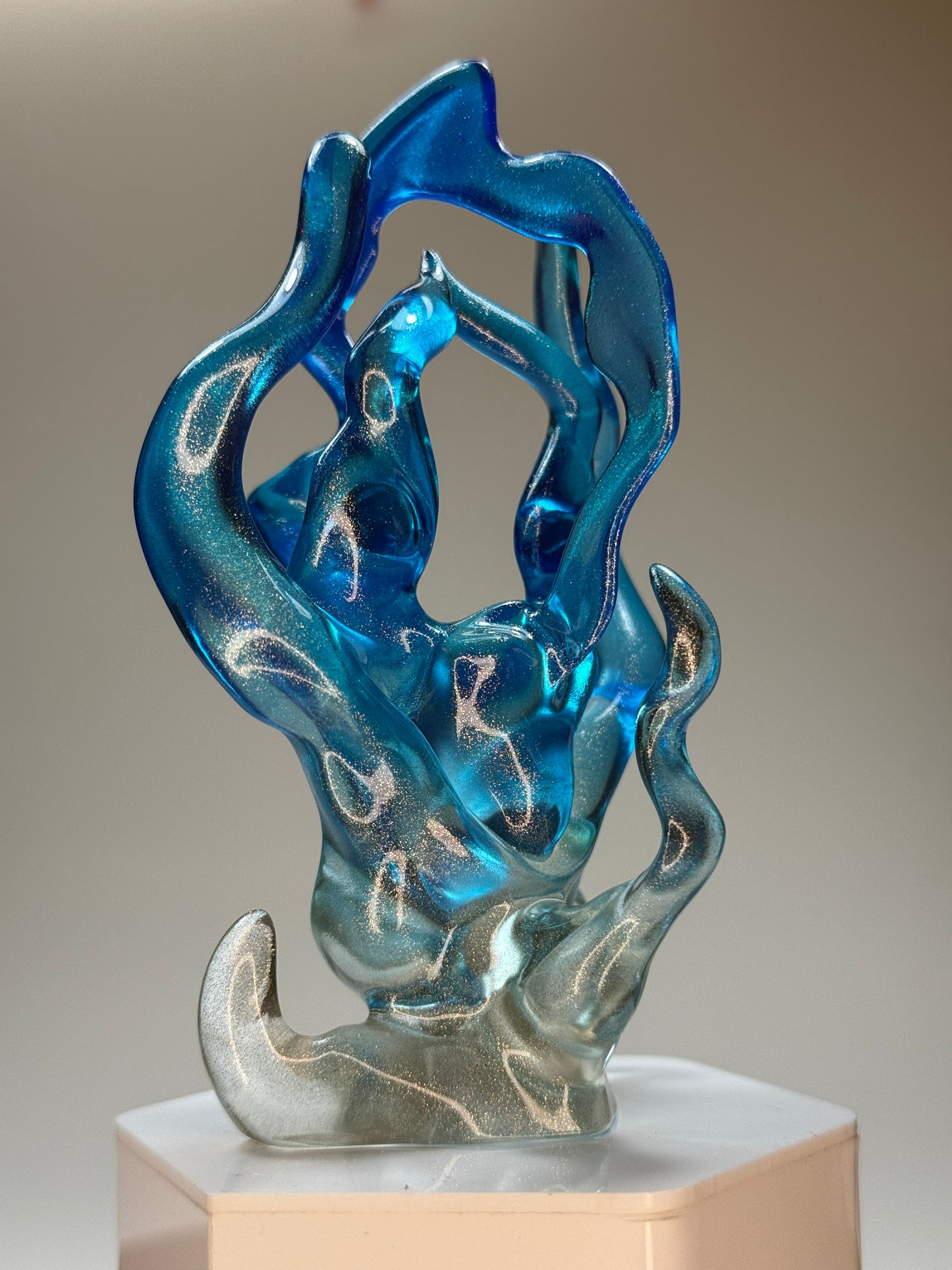 Rest: Silver Blue Clear