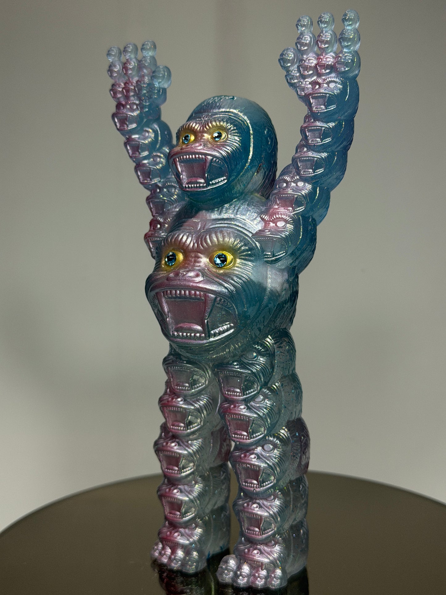 Head Ape: Glow Heads Cool