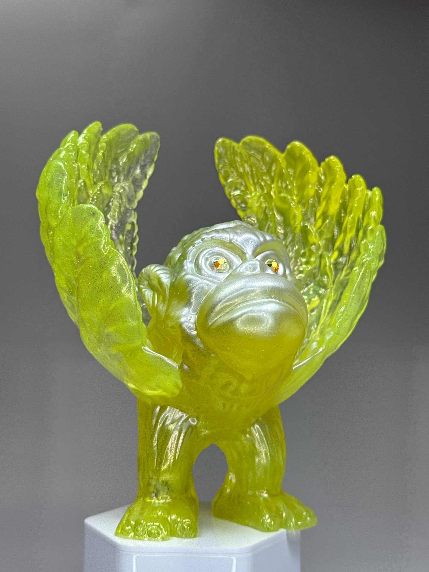 Winged Ape Hopper: Yellow Lifetime