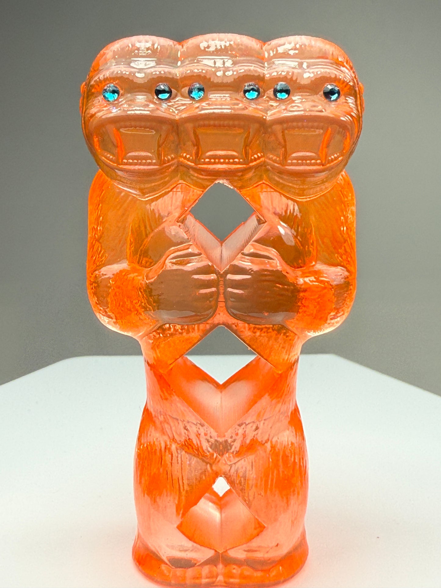 Three of Diamonds Ape: Rainbow Choice