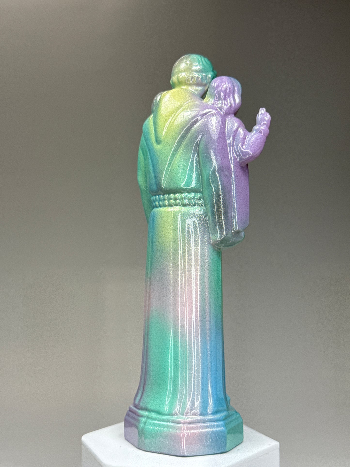 Cyclops with Twins: Silver Pastel