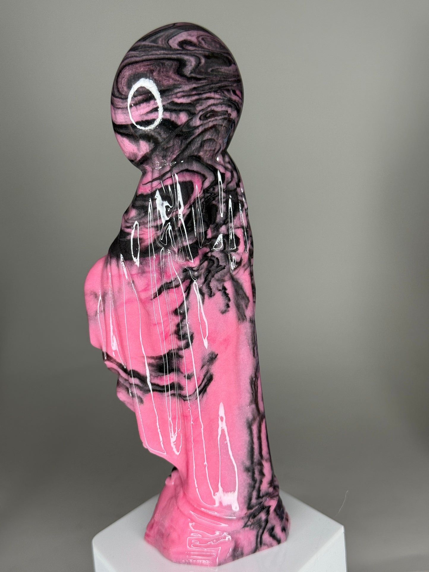 Happy Mary: Marbled Pink/Black Glow