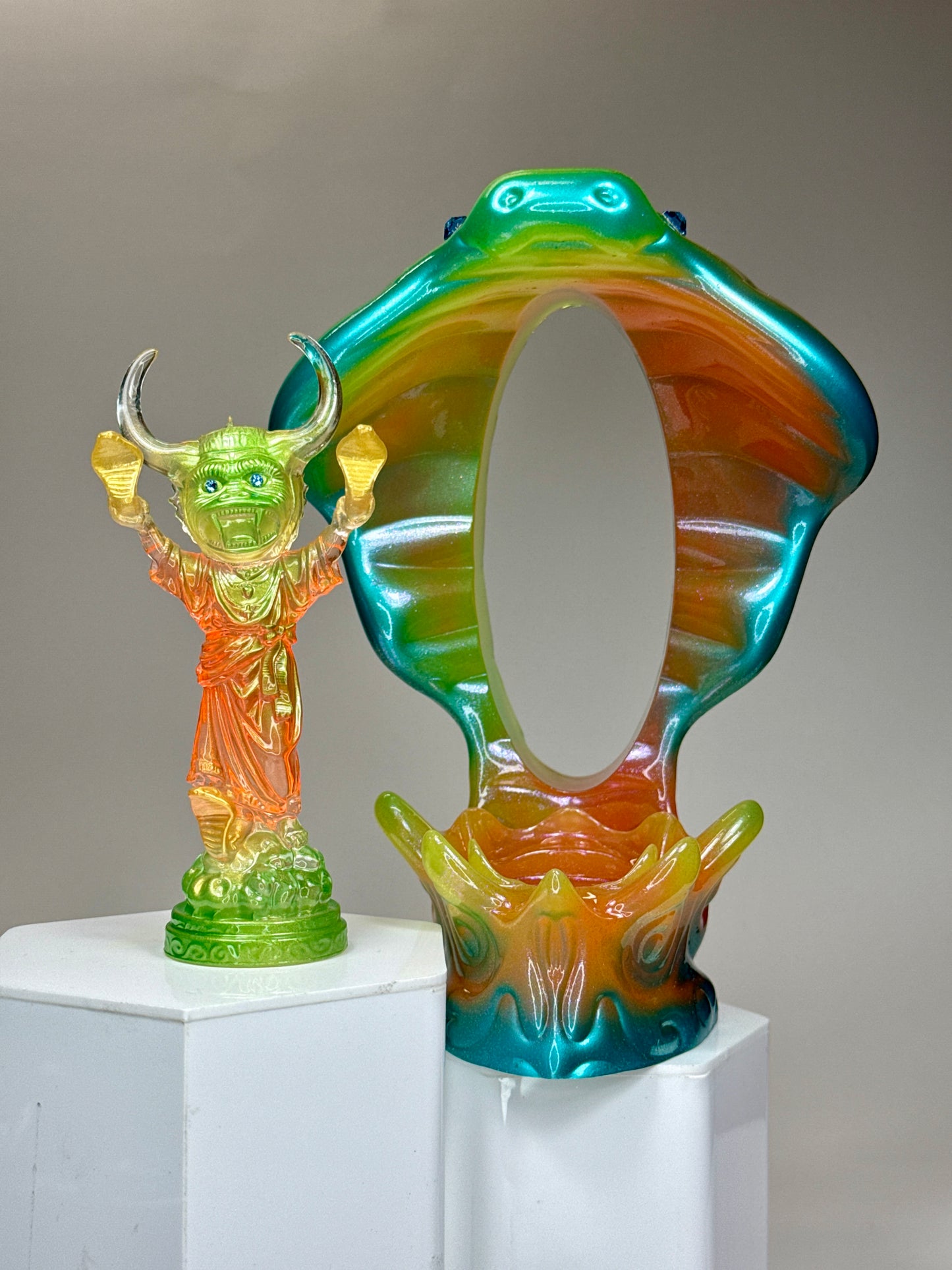 Snake Handler Shrine: Orange Glow Overlord