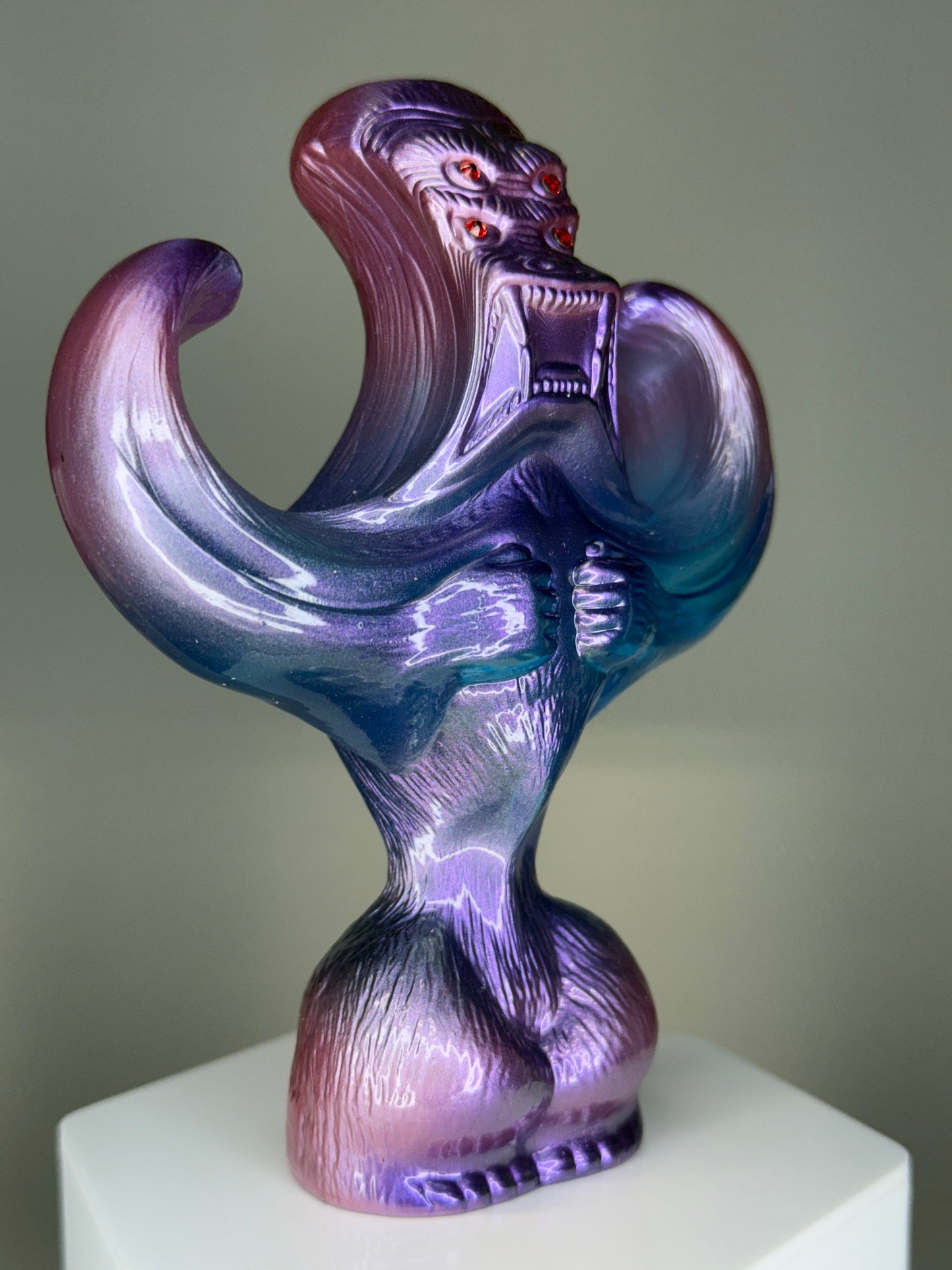 Breaking Wave Ape: Translucent Blue/Pearlescent Purple/Pink