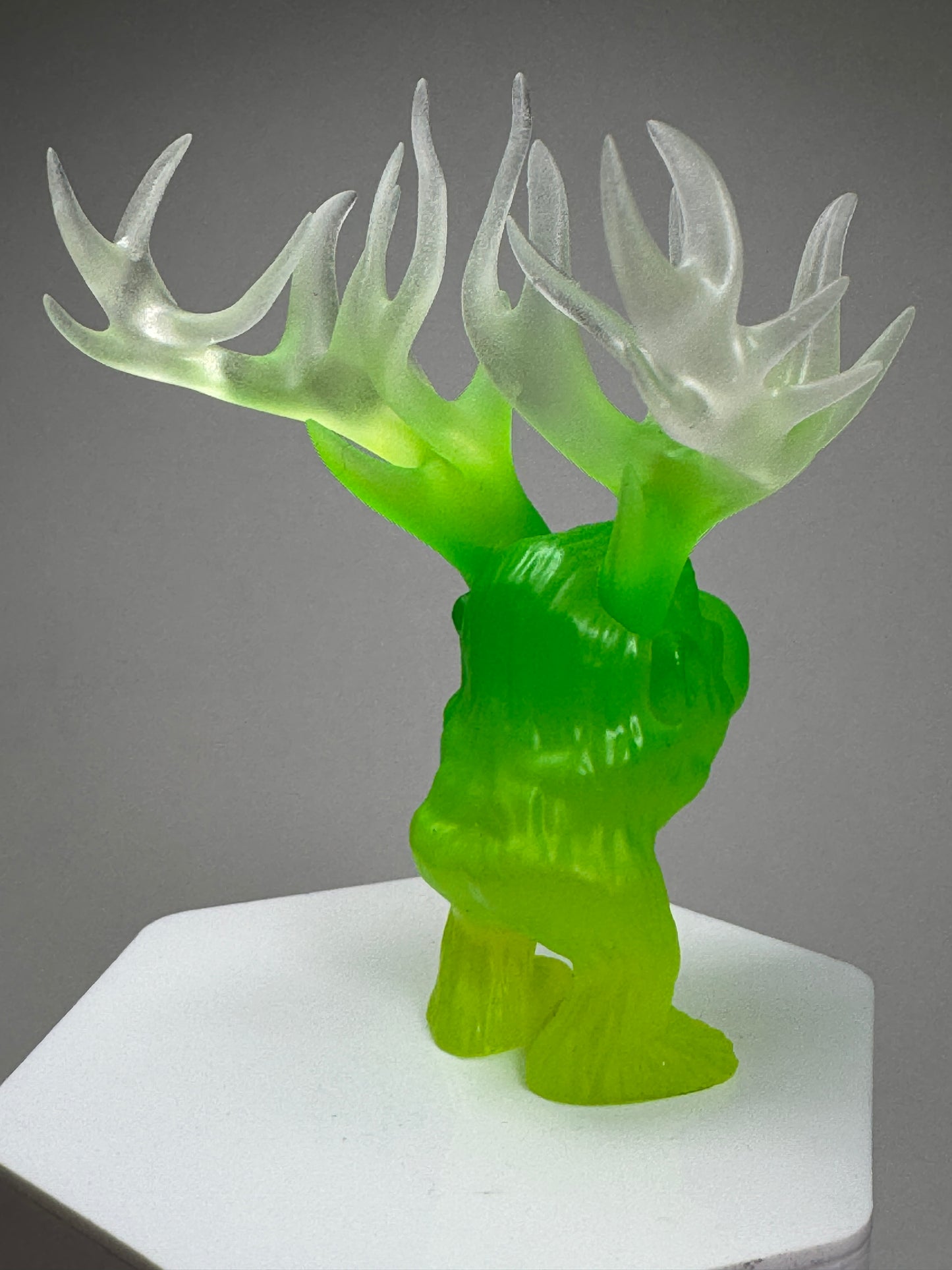 Antler Hopper: Glow Antler Green