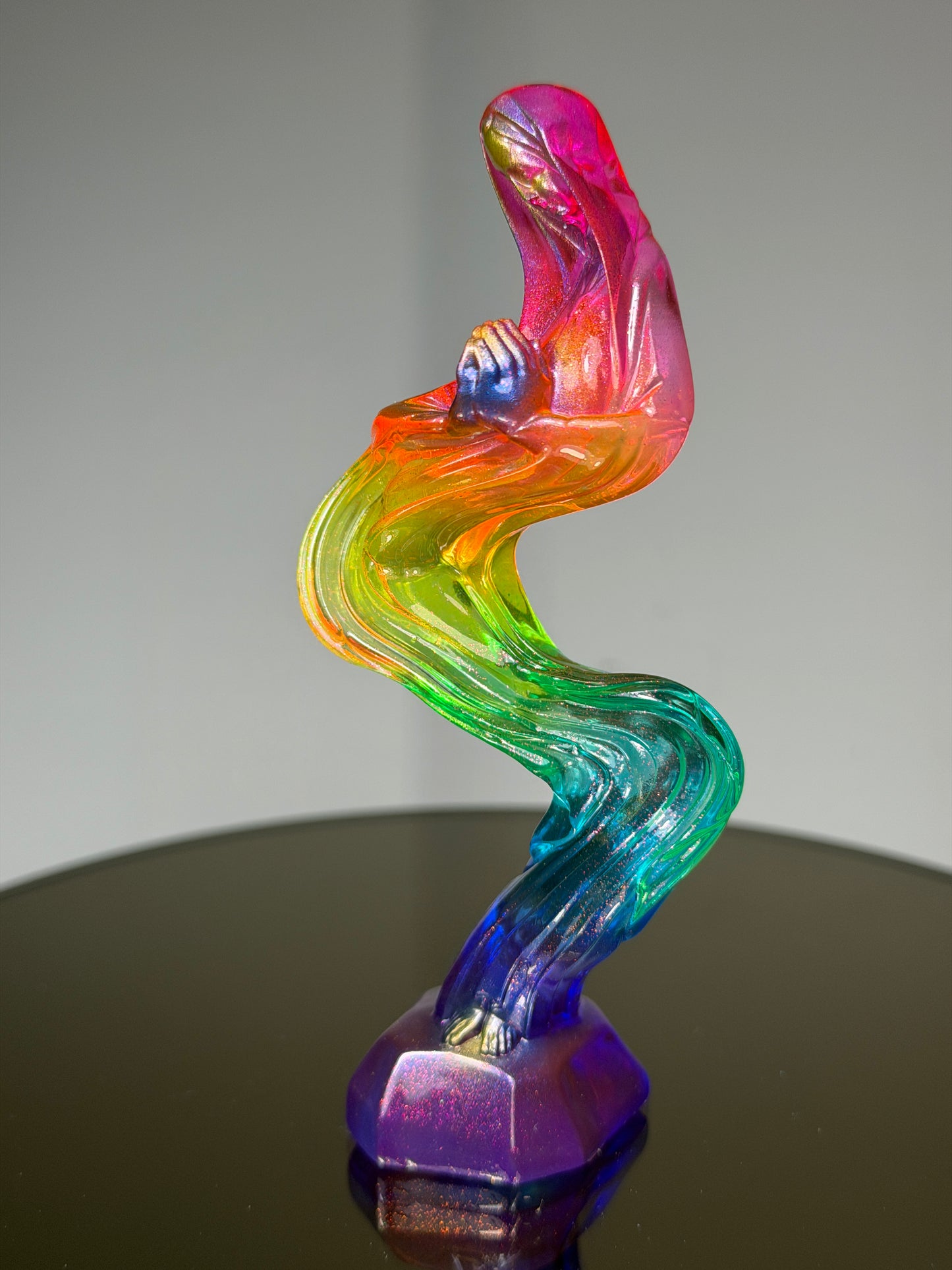 Twisteder Sister: Afternoon Rainbow Twist