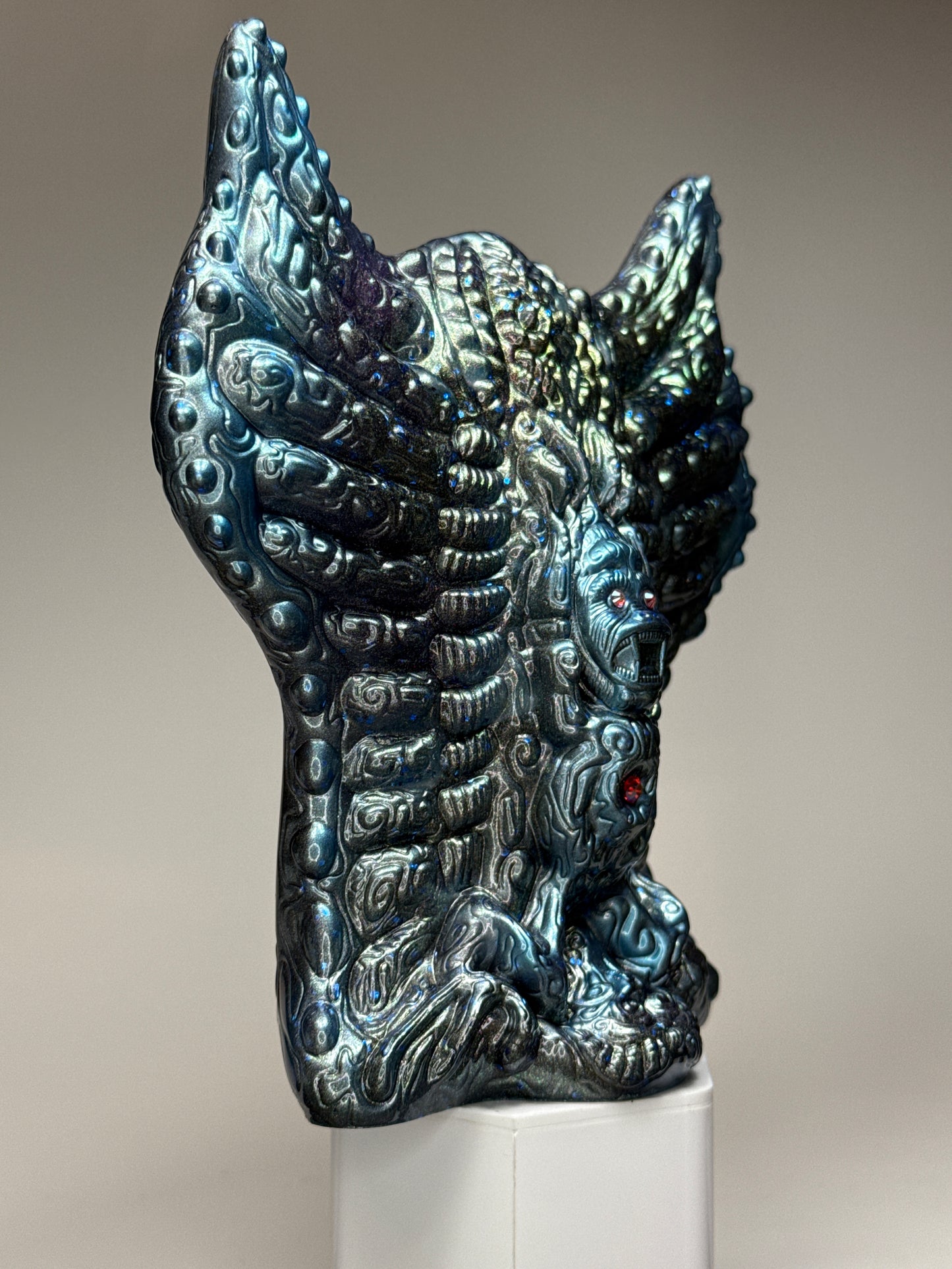 Kaxxl Yi’mm: Universe with Blue