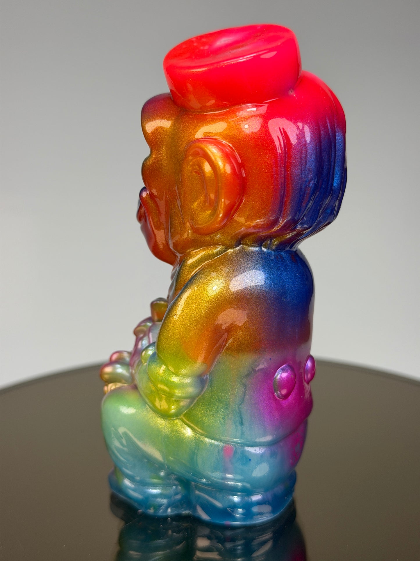 Monkey with Bananas: Boundary Glow