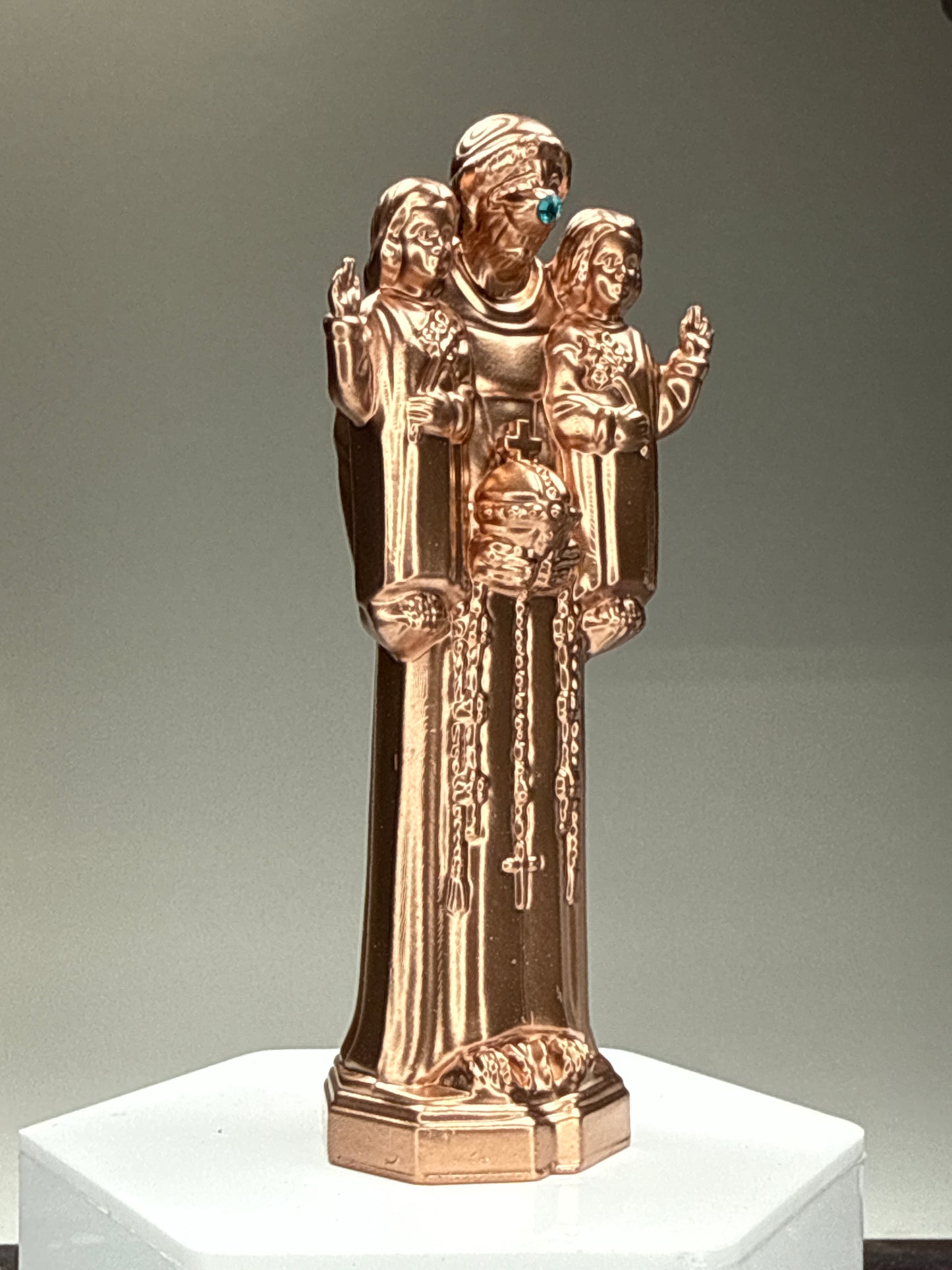 Cyclops with Twins: Copper