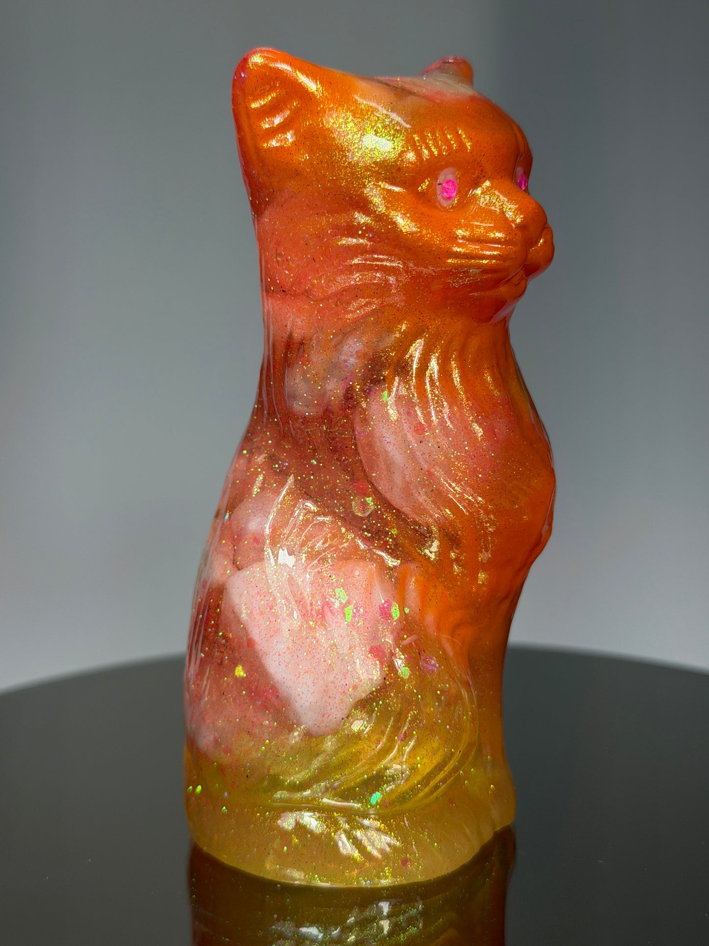 Cat: Glow Eyes Orangeade