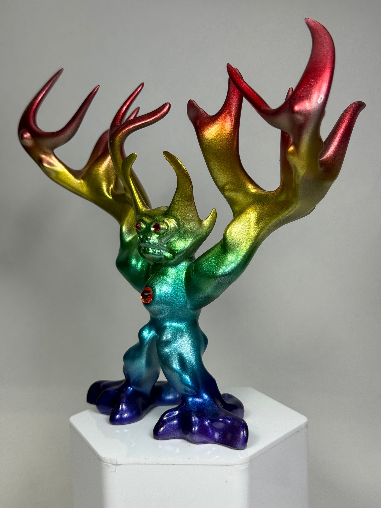 Antler Arms Beast: Light Rainbow Flake