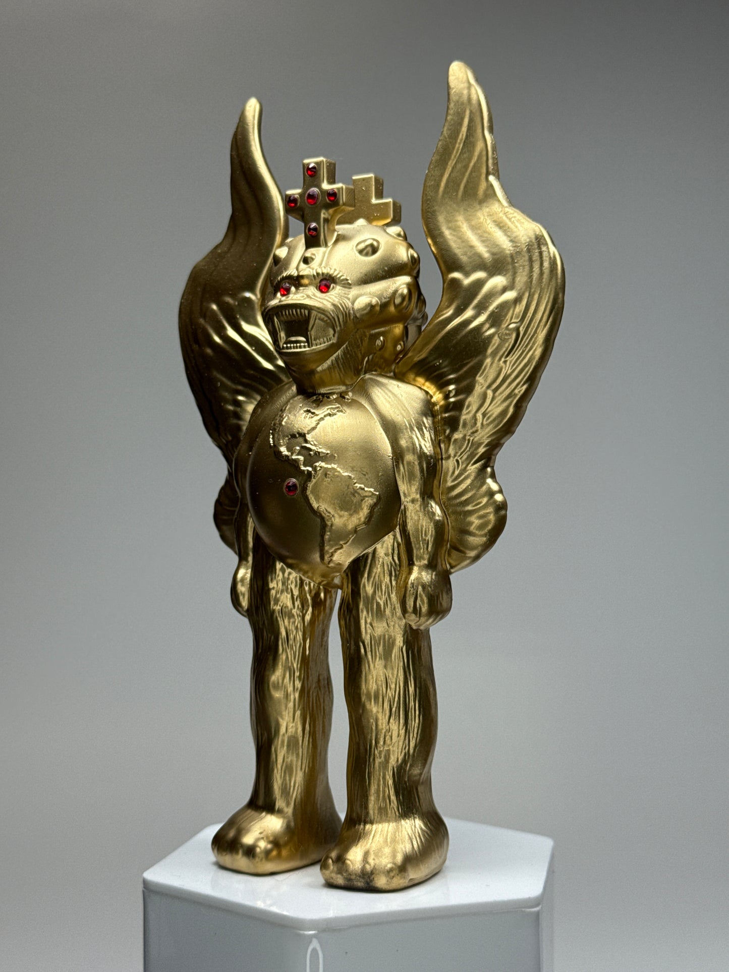 Shadow of God on Earth: Gold