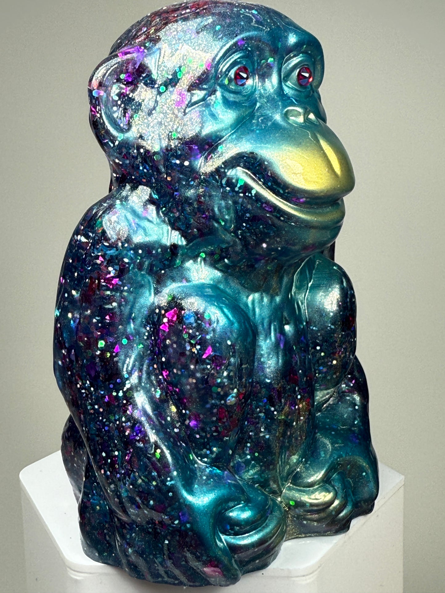 Sitting Monkey: Universe Rest