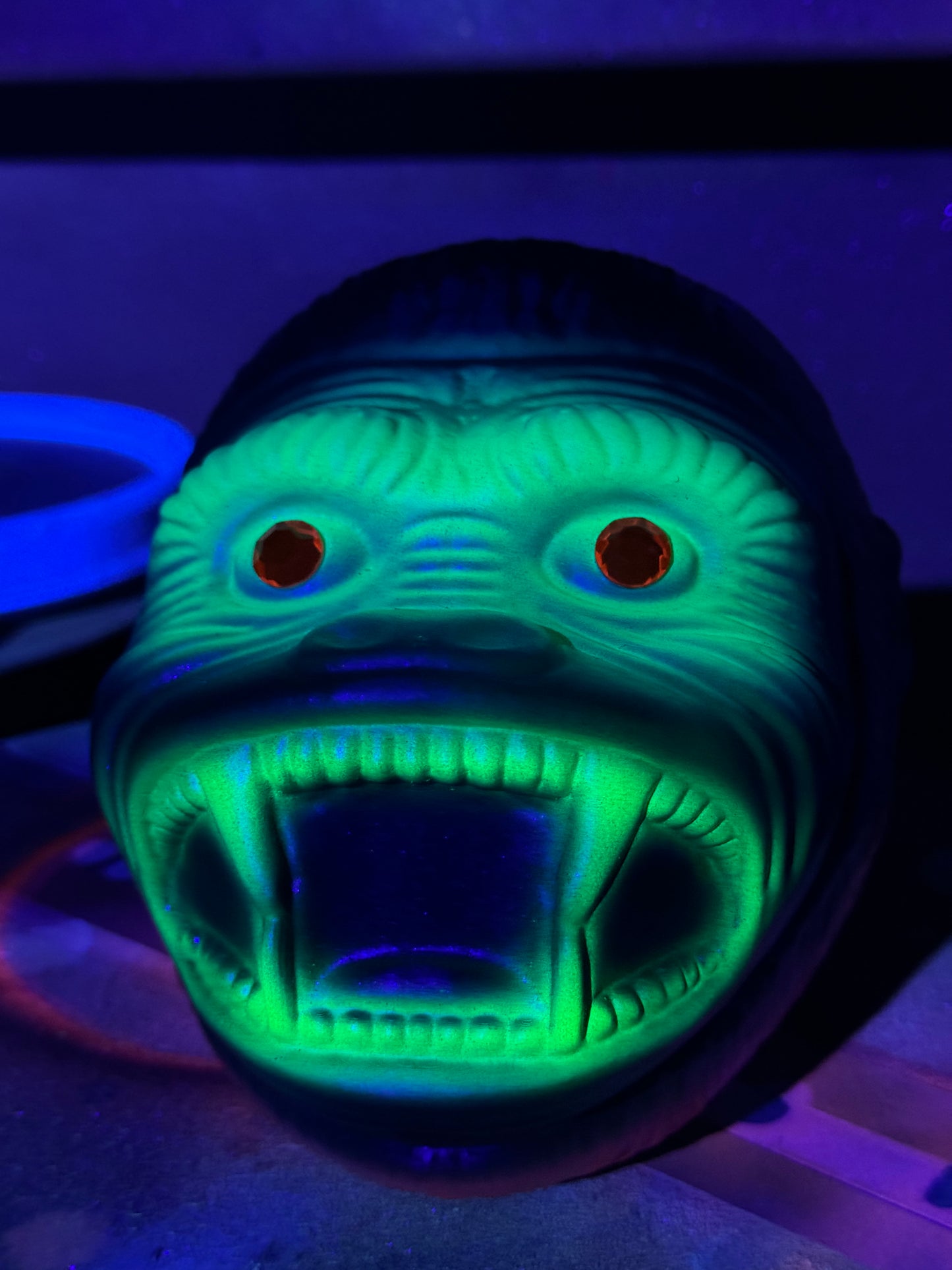 Ape Head XXL: Neon Accented Action Head
